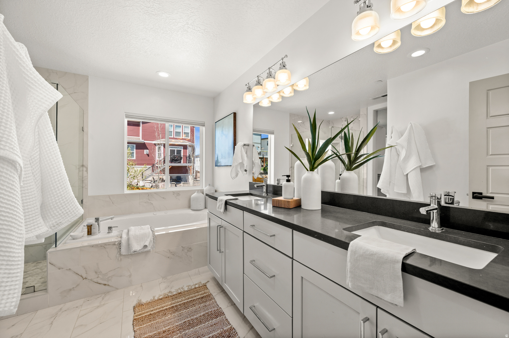 SUNCREST | EDELWEISS - Residential