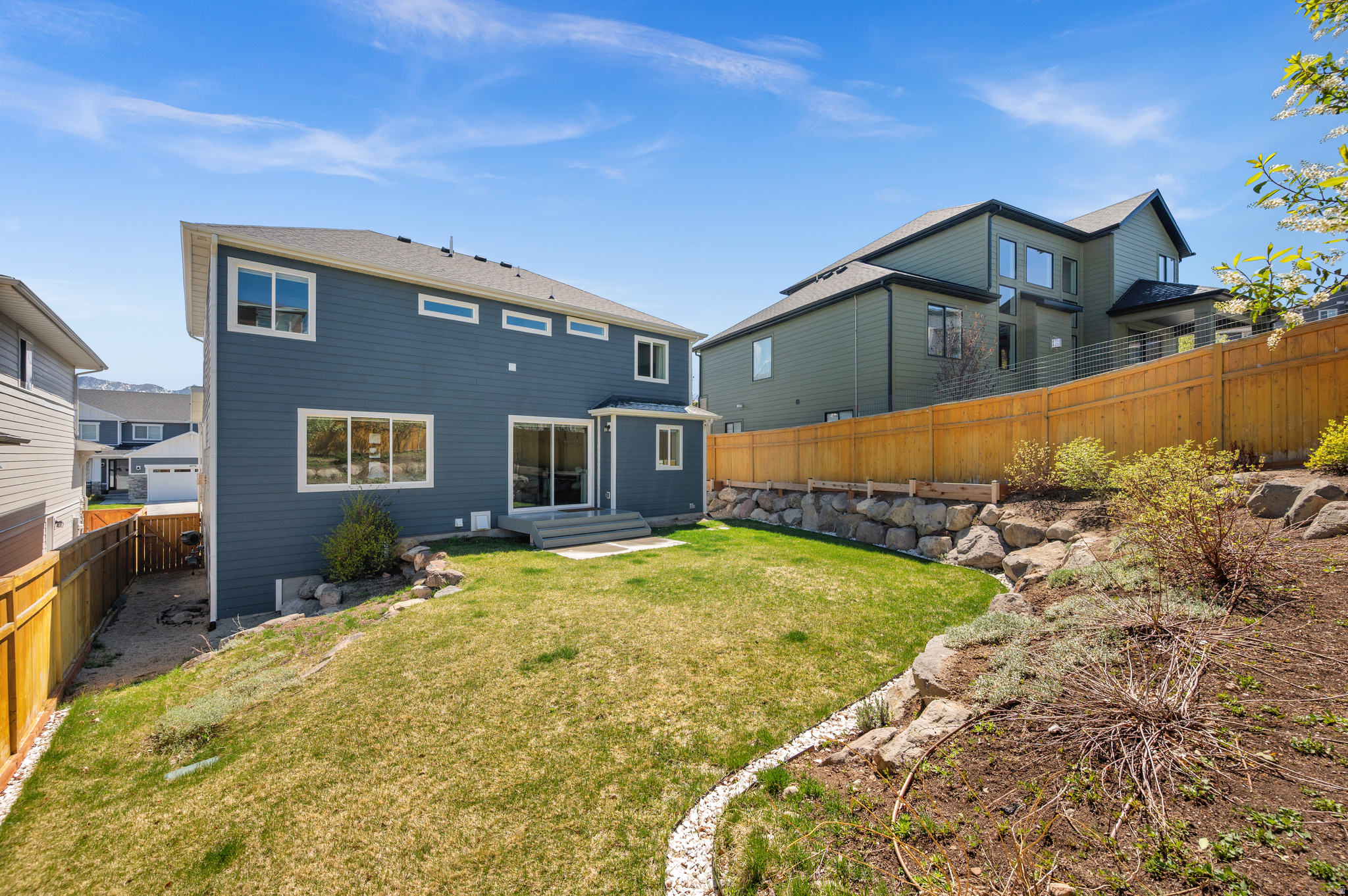 SUNCREST | EDELWEISS - Residential