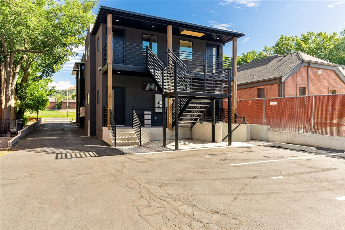 PLAT B - Residential