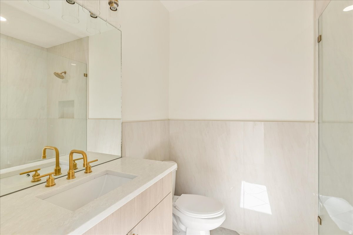 PLAT B - Residential