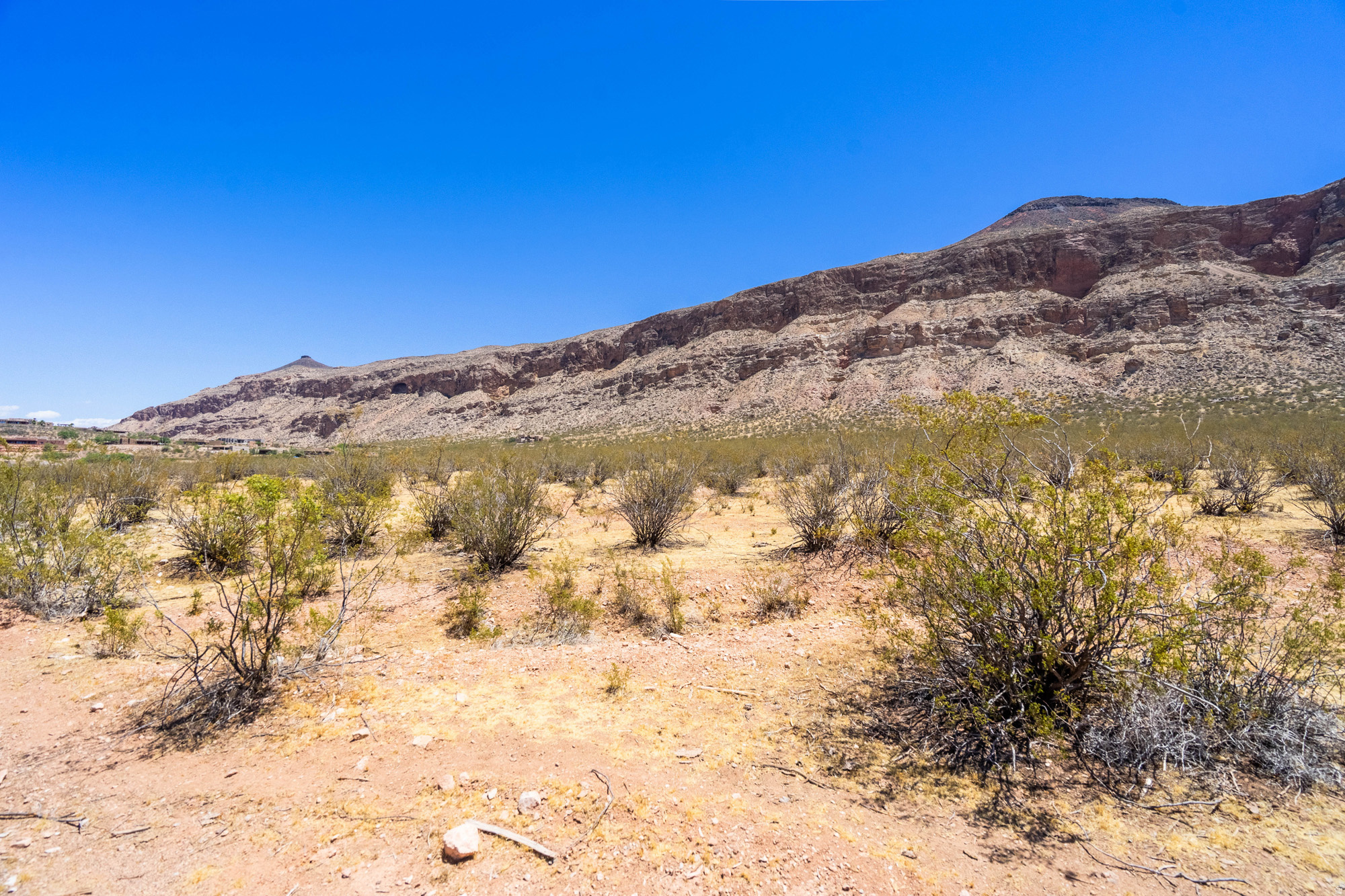 MOCCASIN FLATS - Land