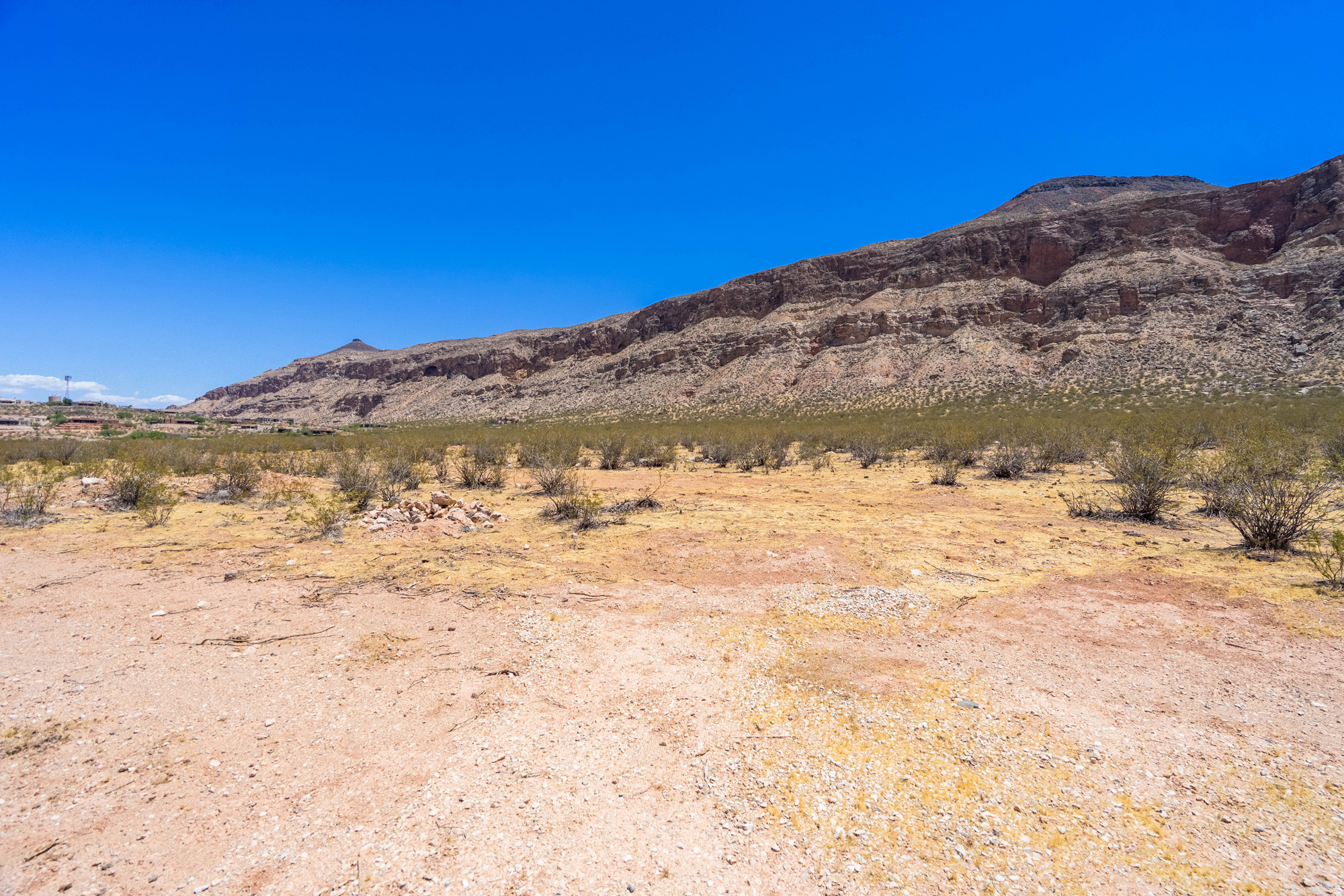 MOCCASIN FLATS - Land