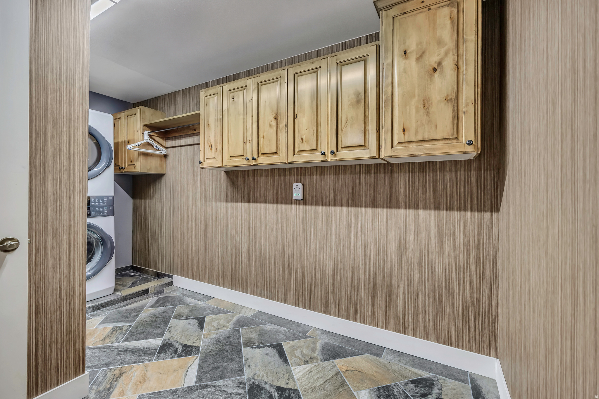 SPRINGTREE - Residential