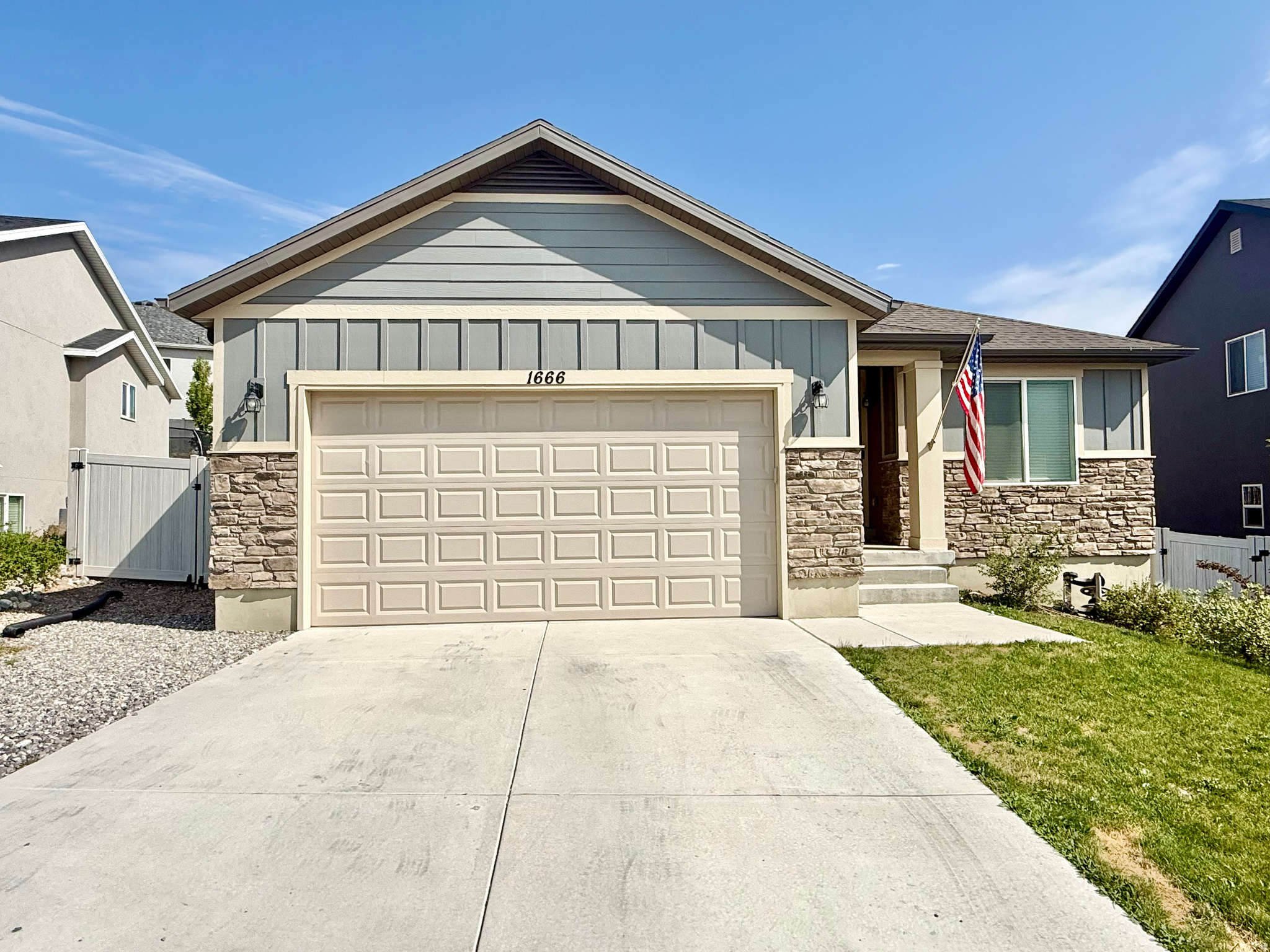 Discover this beautiful Santaquin home featuring a sought-after mother-in-law apartment. The home offers a spacious floor plan, abundant natural light, and a convenient location near parks, schools, and commuter routes. A fantastic opportunity with versatile living options. *Buyer and Buyer's agent are responsible to verify all information regarding this listing*