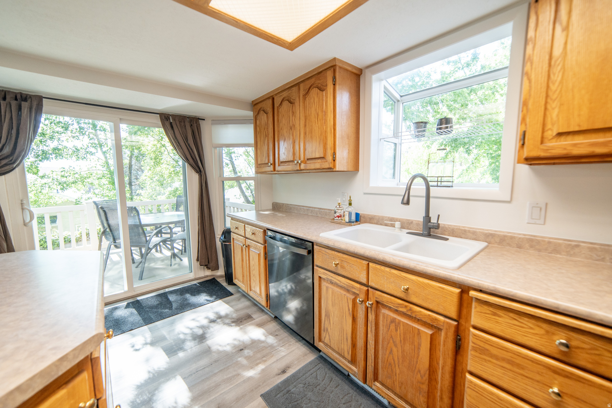 SILVER RIDGE SUB #2 - Residential Lease