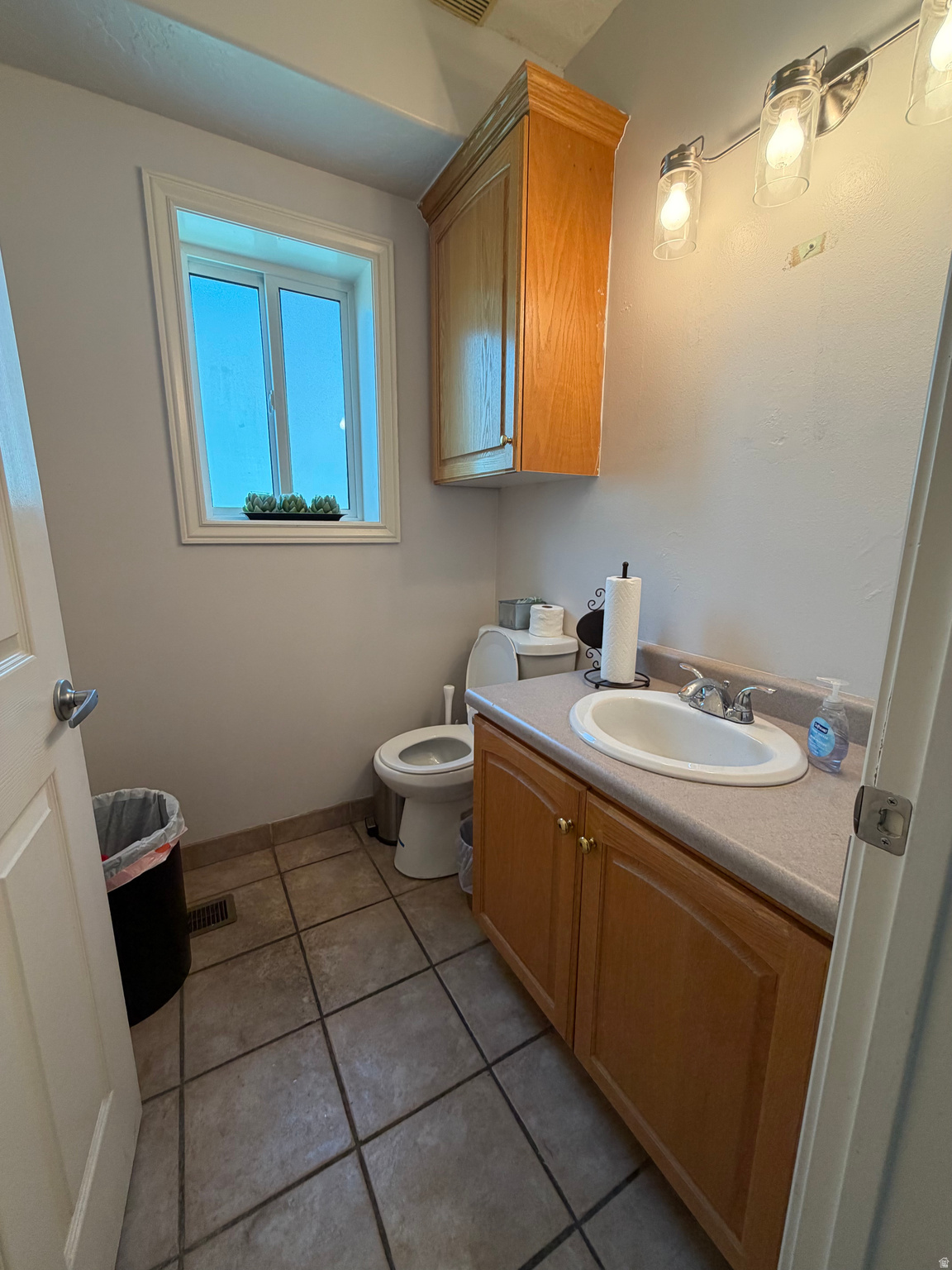 PINNACLE PARK PUD PH III - Commercial Lease