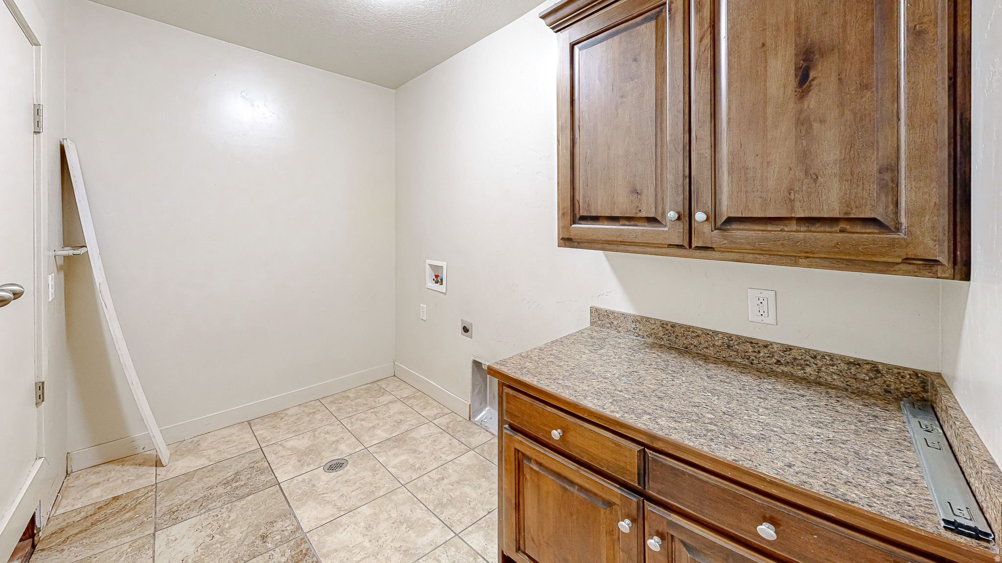 RIDGESTONE - Residential