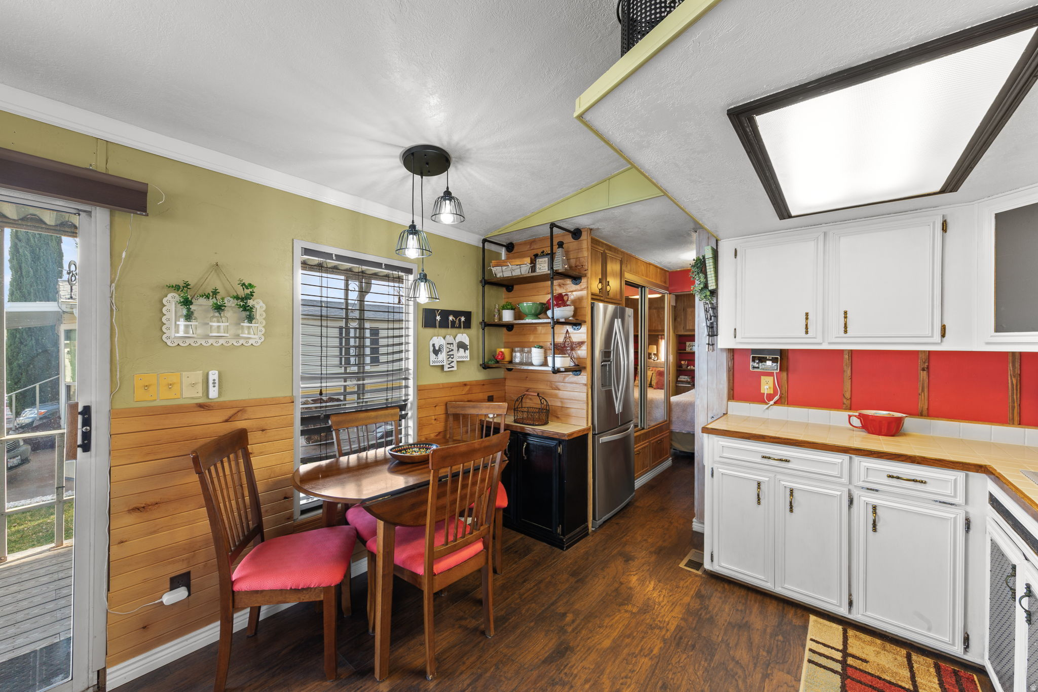 KINGS ROW ESTATES - Residential