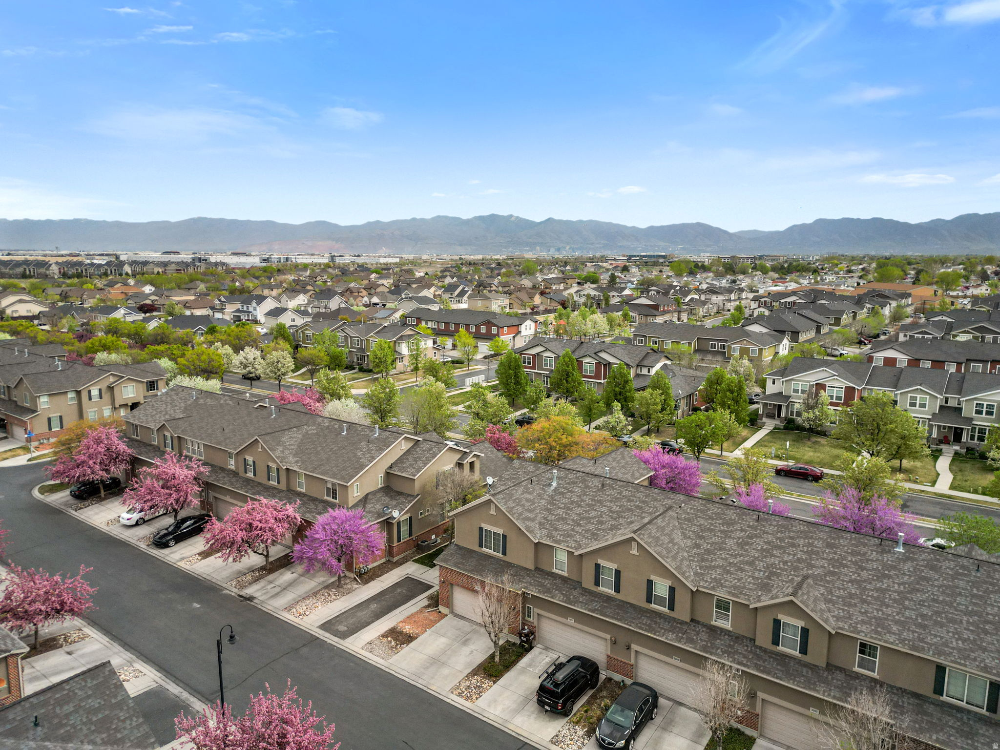 TOWNHOMES AT HIGHBURY - Residential