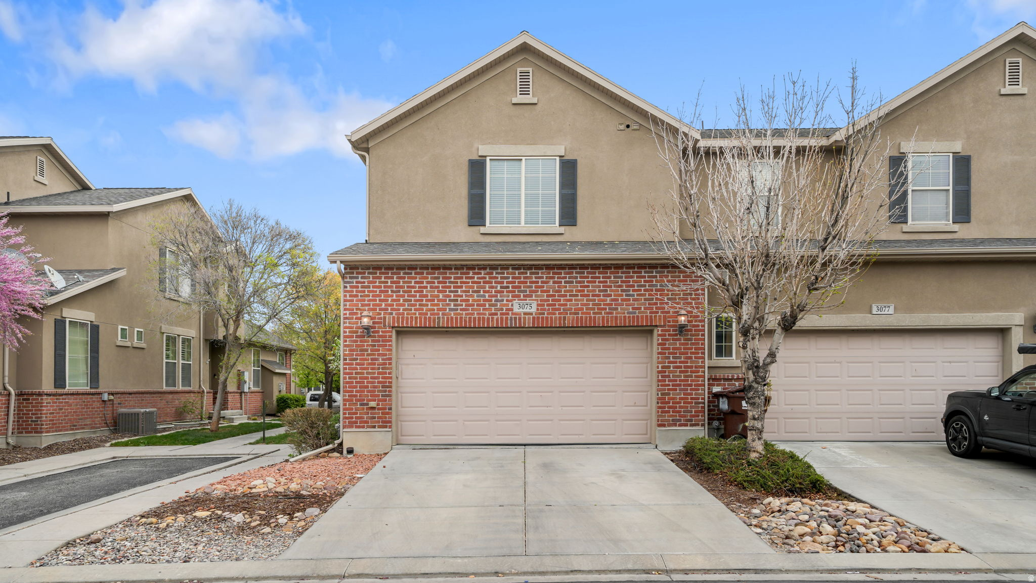 TOWNHOMES AT HIGHBURY - Residential