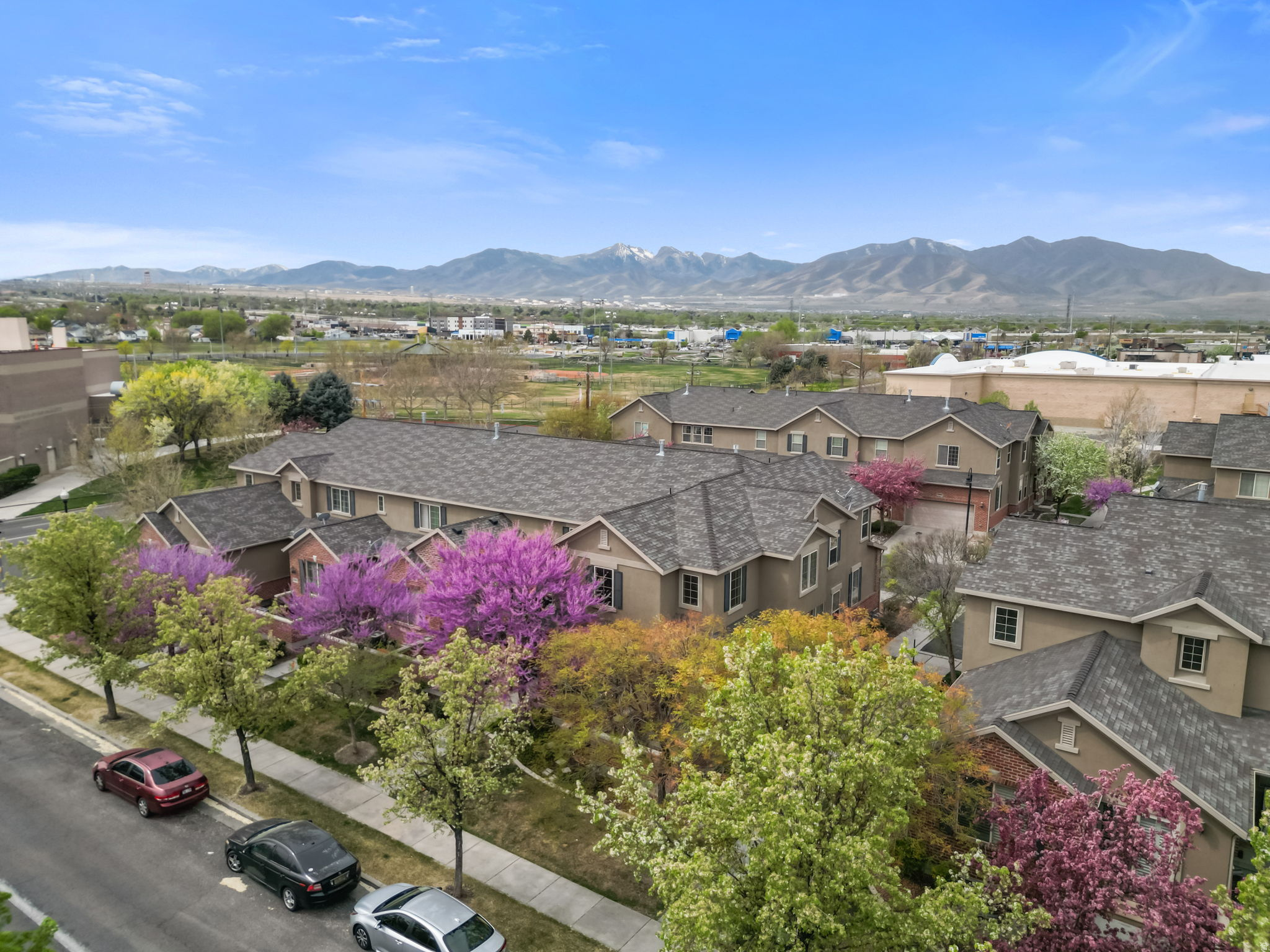 TOWNHOMES AT HIGHBURY - Residential
