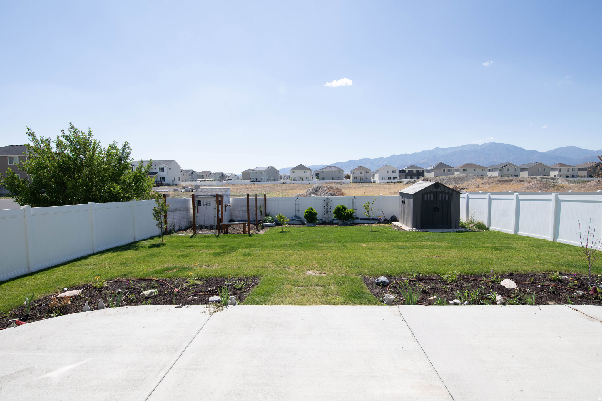 OVERLAND TRAILS - Residential