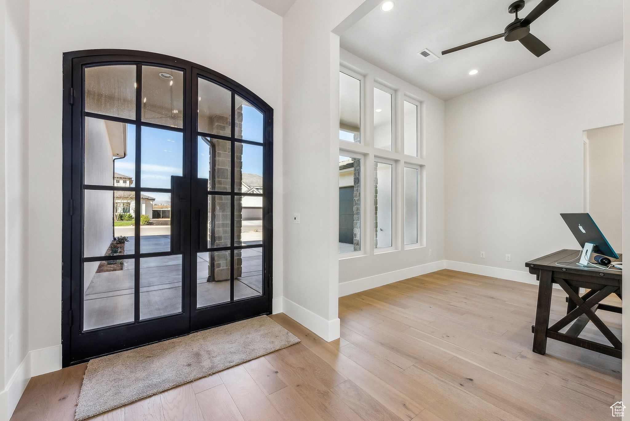 HAWKEYE POINT - Residential