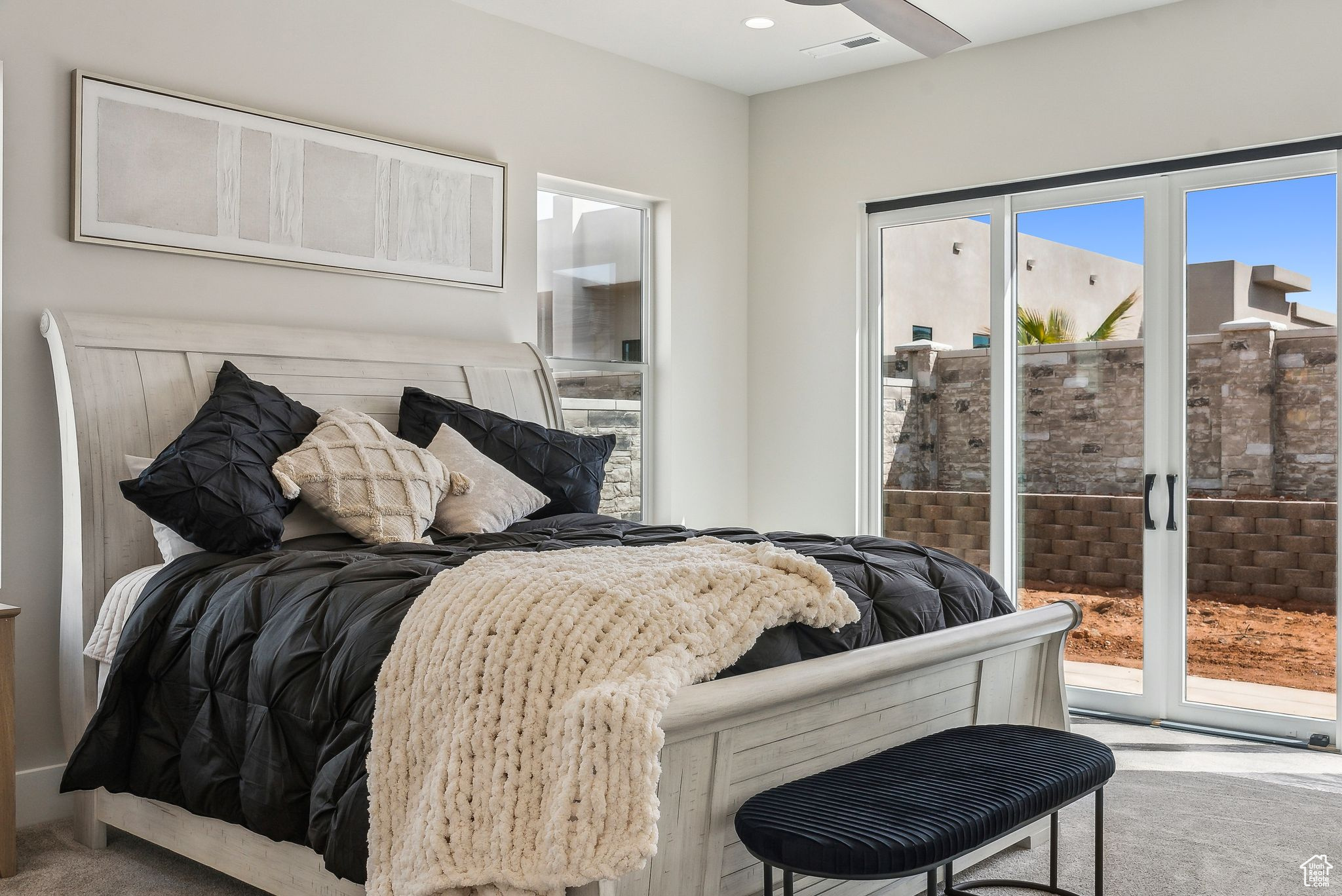 HAWKEYE POINT - Residential