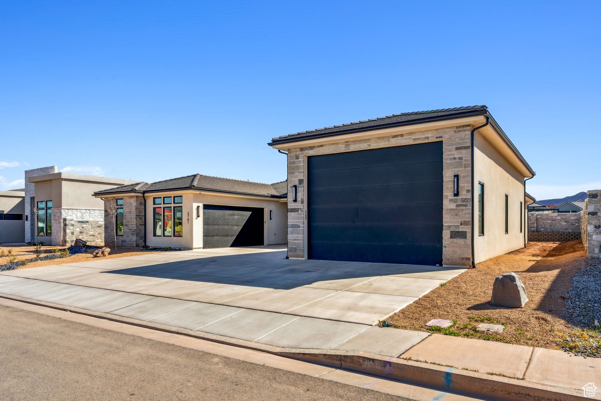 HAWKEYE POINT - Residential