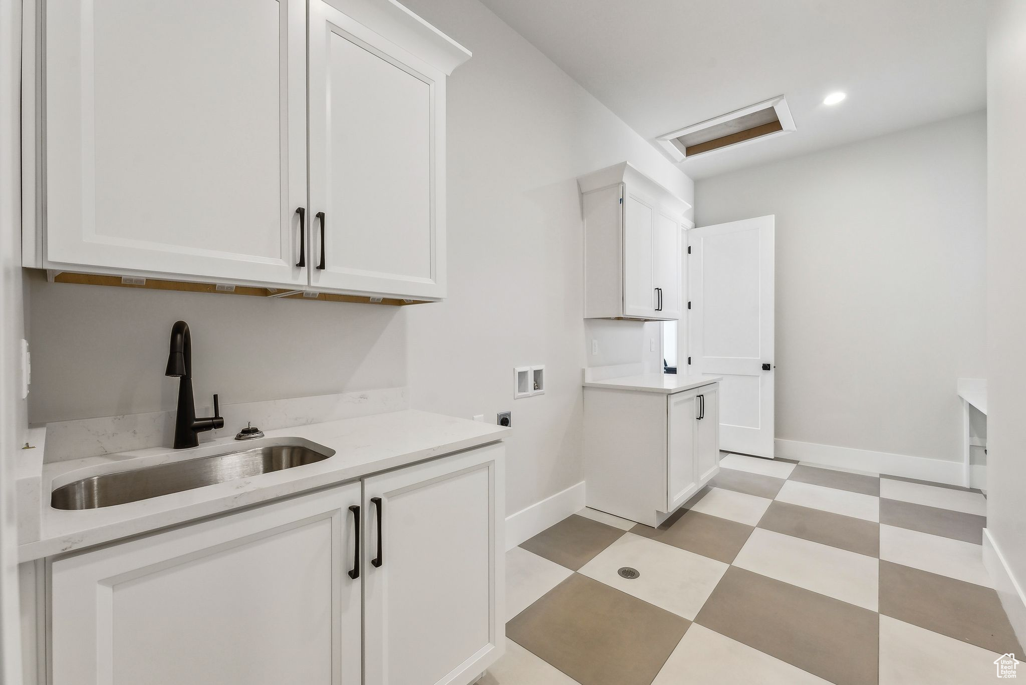 HAWKEYE POINT - Residential