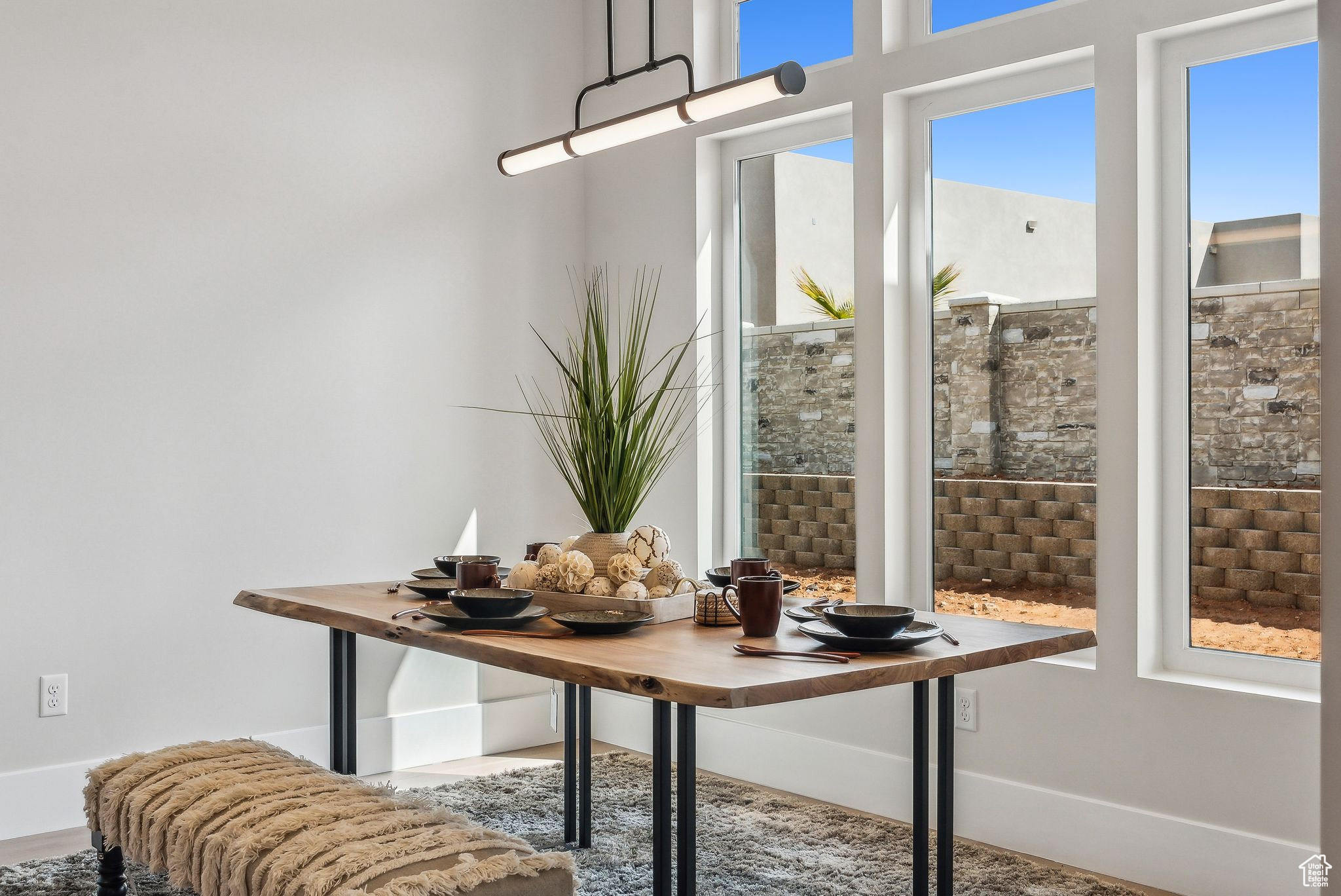 HAWKEYE POINT - Residential