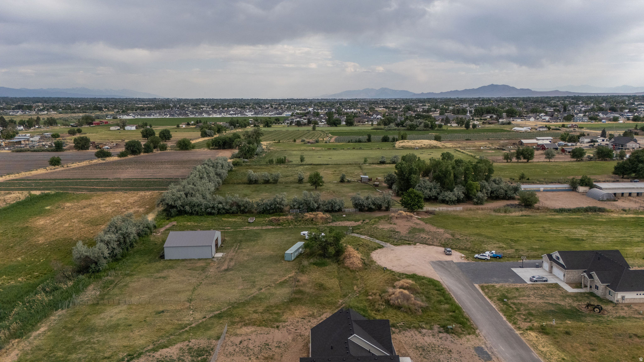 DAISY ESTATES - Land