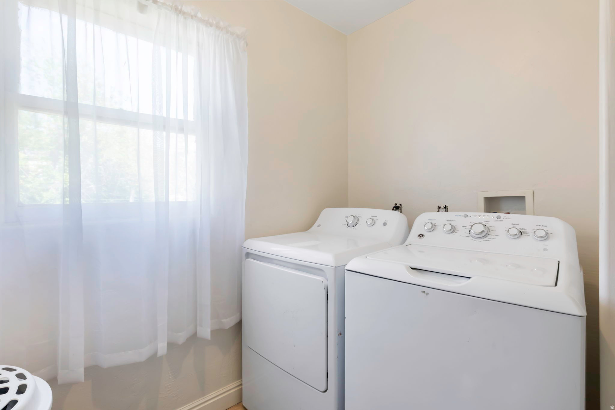 INTERMOUNTAIN SANPETE COUNTY - Residential