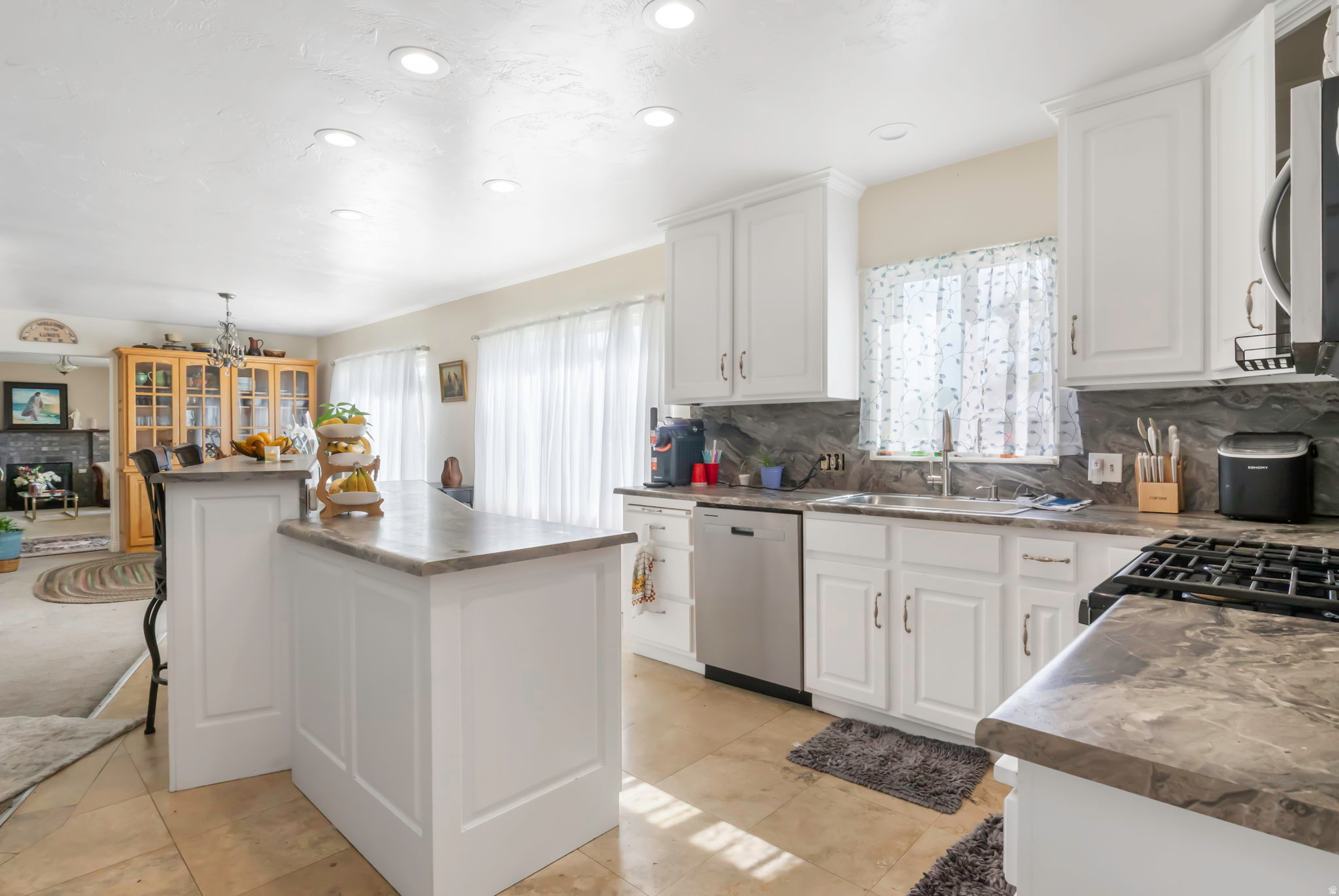 INTERMOUNTAIN SANPETE COUNTY - Residential