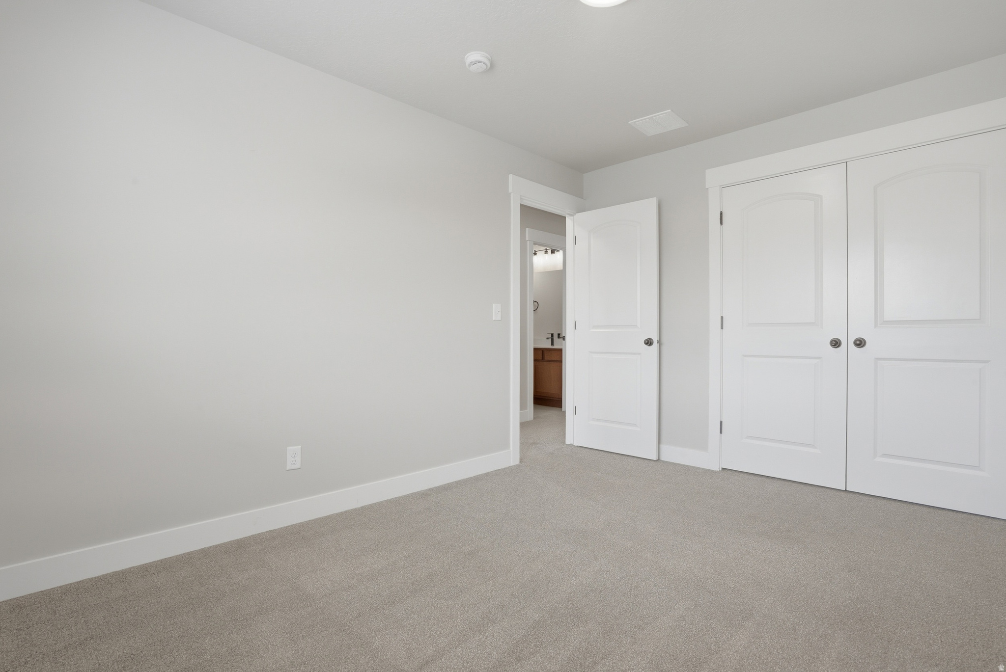 MOUNTAIN RIDGE - Residential