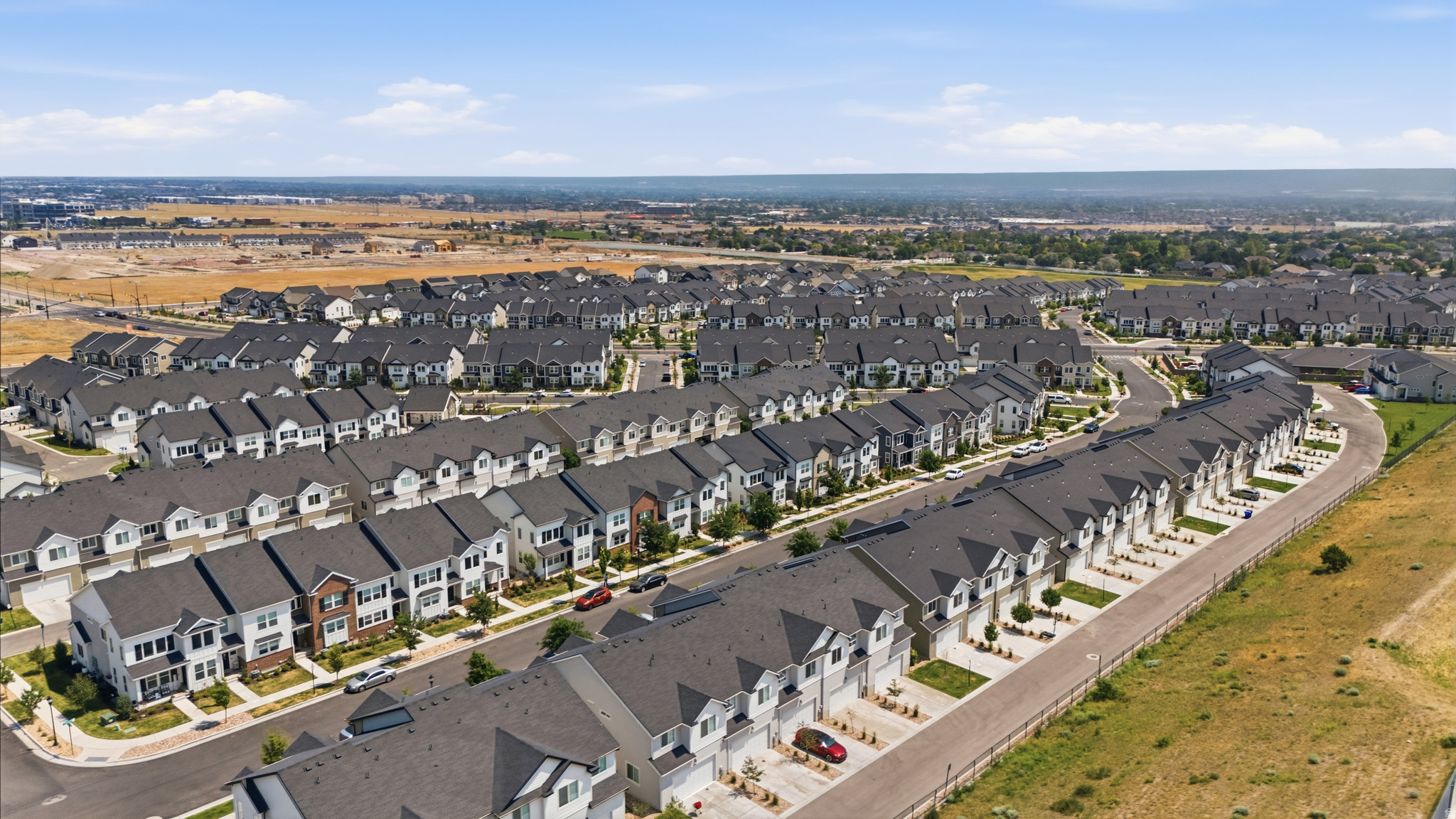 MOUNTAIN RIDGE - Residential