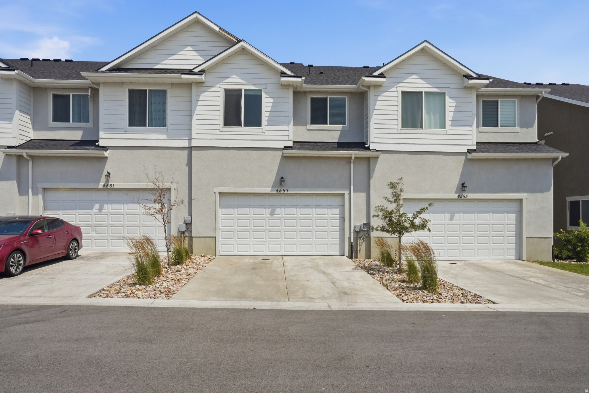 MOUNTAIN RIDGE - Residential