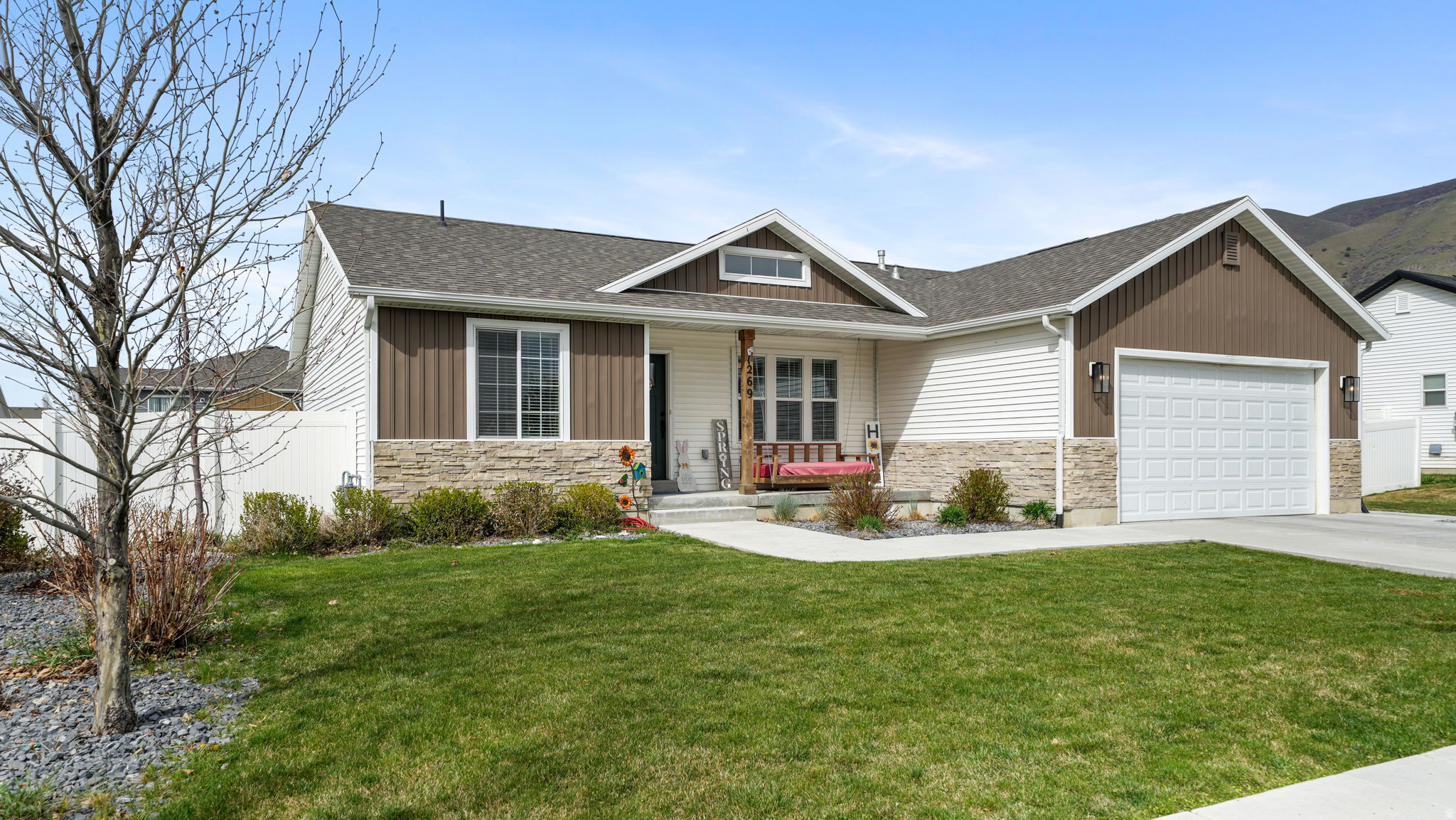 MOUNTAIN VIEW ESTATE - Residential