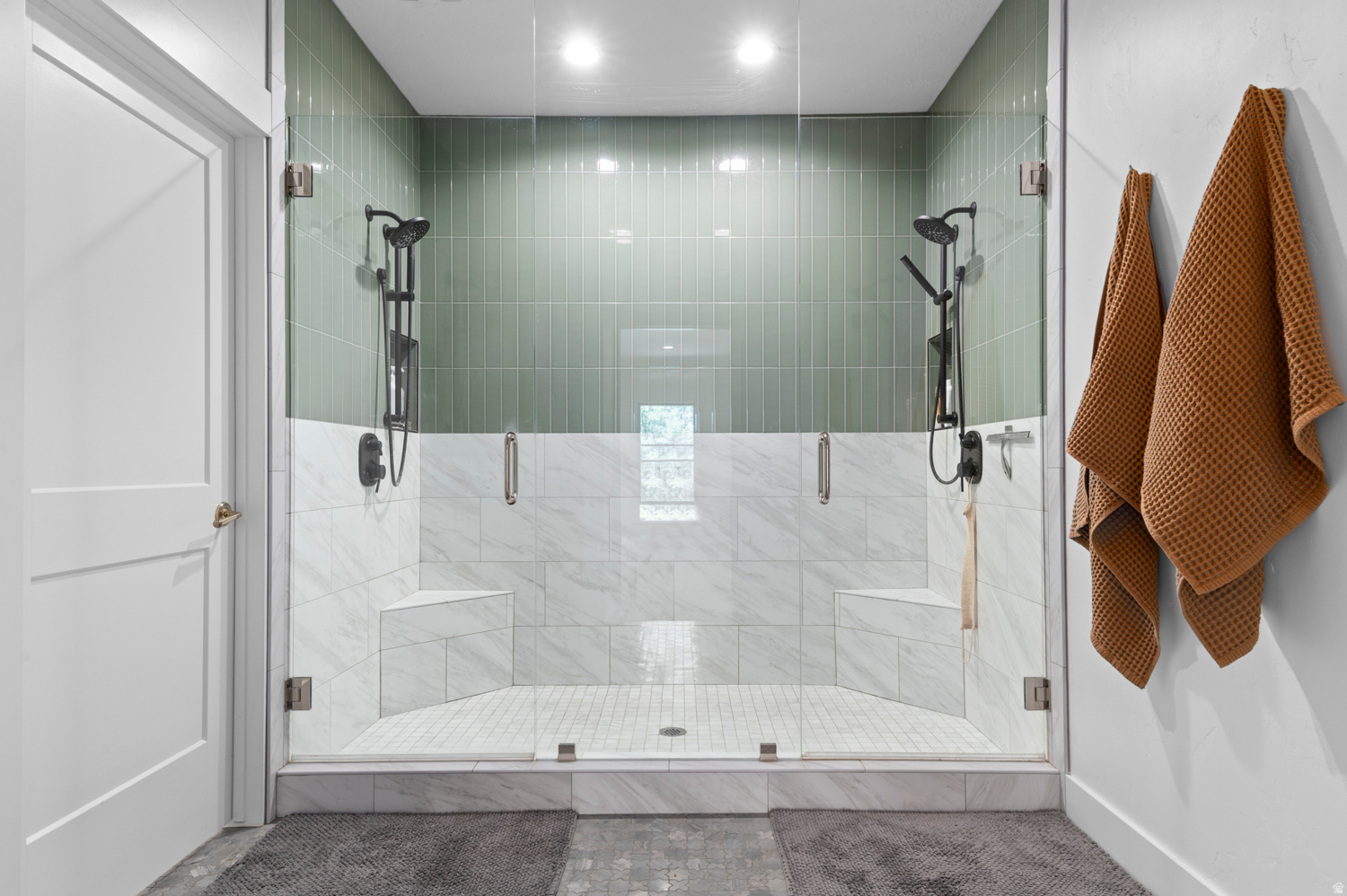 WOODLAND HILLS - Residential