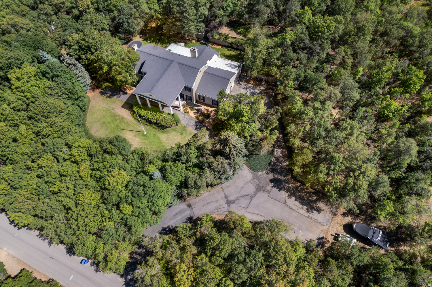 WOODLAND HILLS - Residential