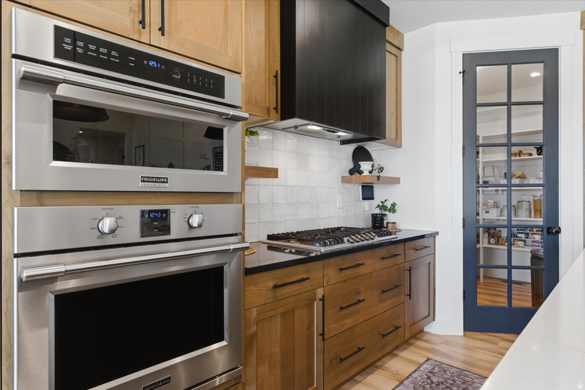 FAVEROS LEGACY - Residential