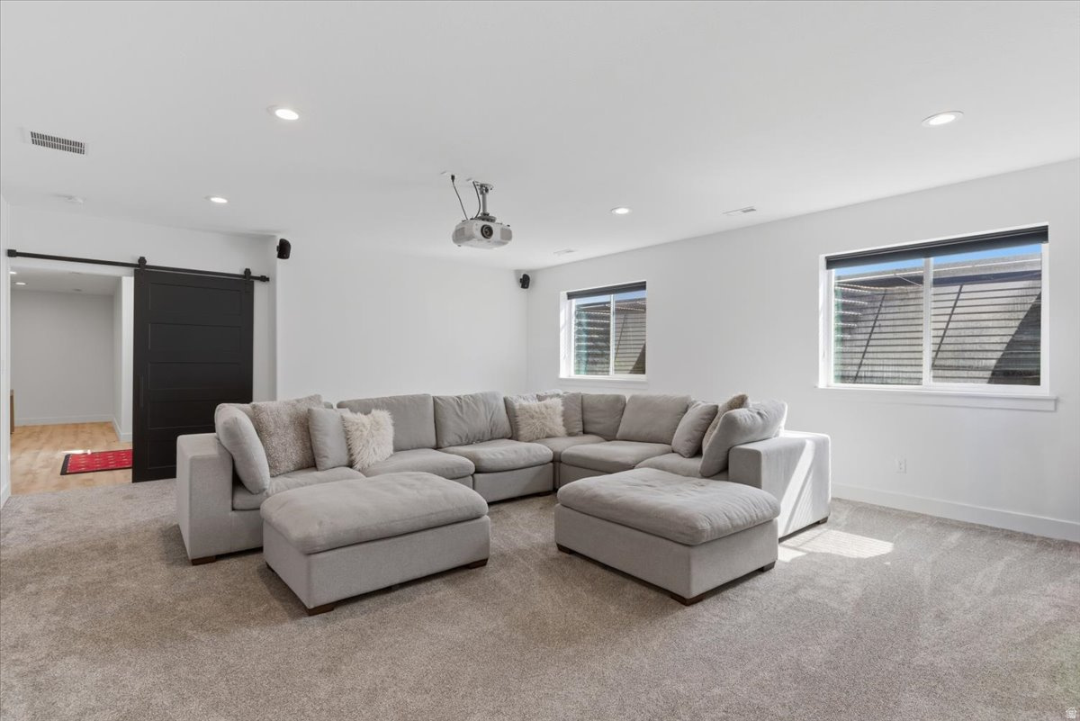 FAVEROS LEGACY - Residential
