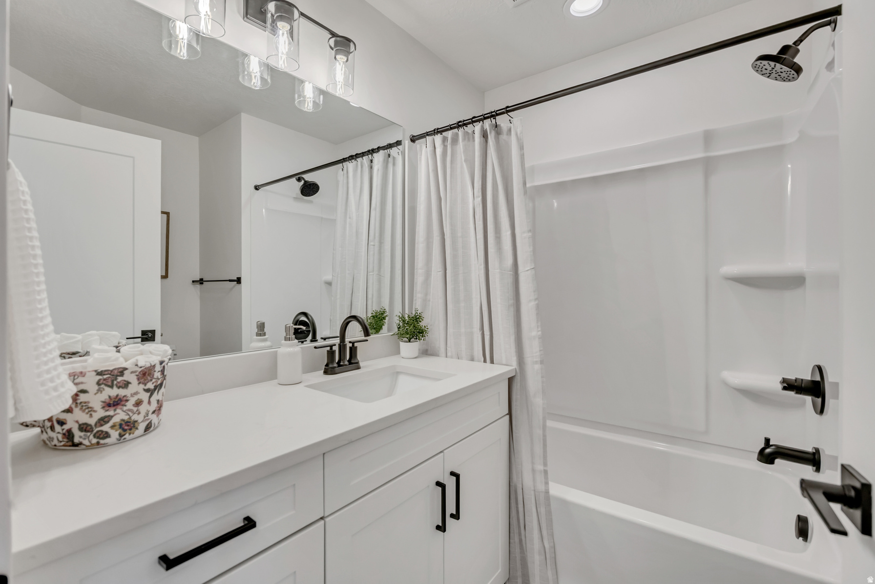 WOODHAVEN ESTATES - Residential