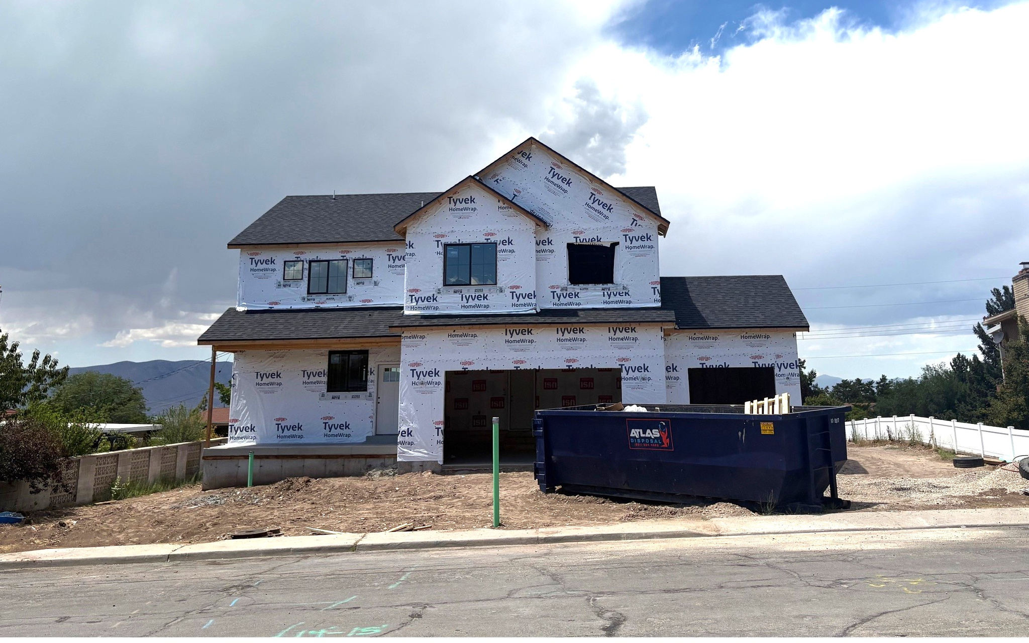 LAKEWOOD - Residential