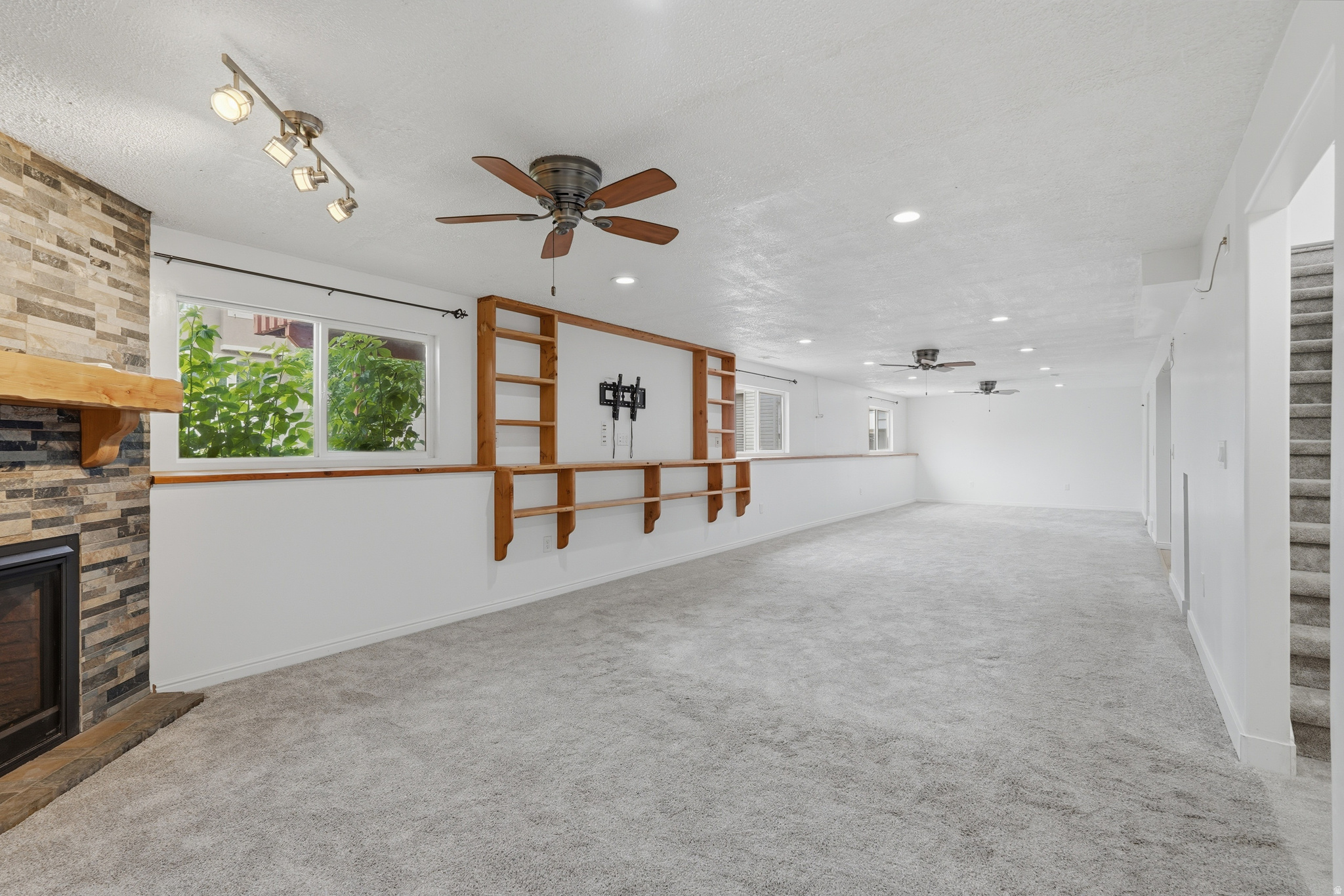 HOLMES ESTATES SUBDIVISION PHASE 2 - Residential