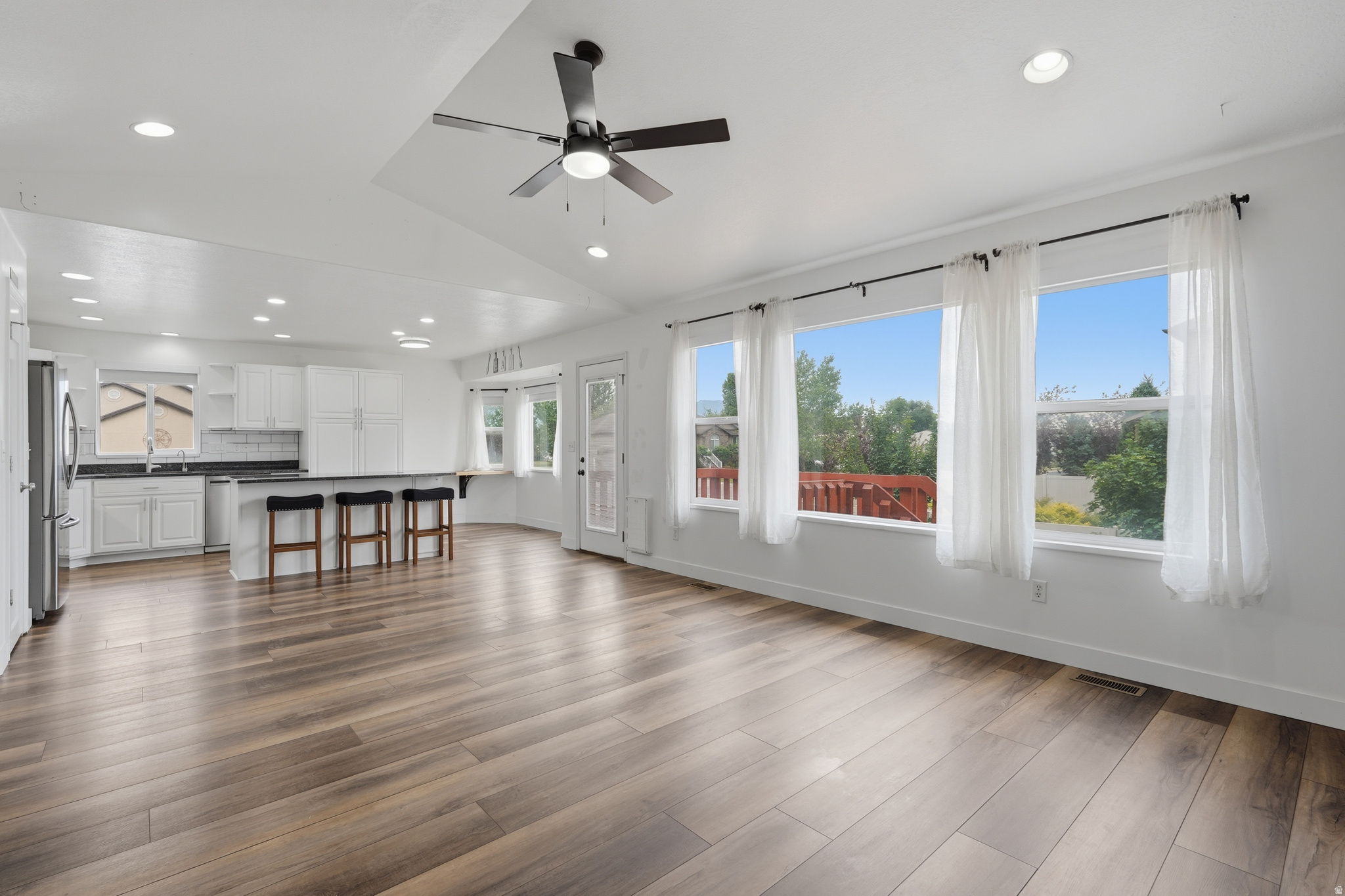HOLMES ESTATES SUBDIVISION PHASE 2 - Residential