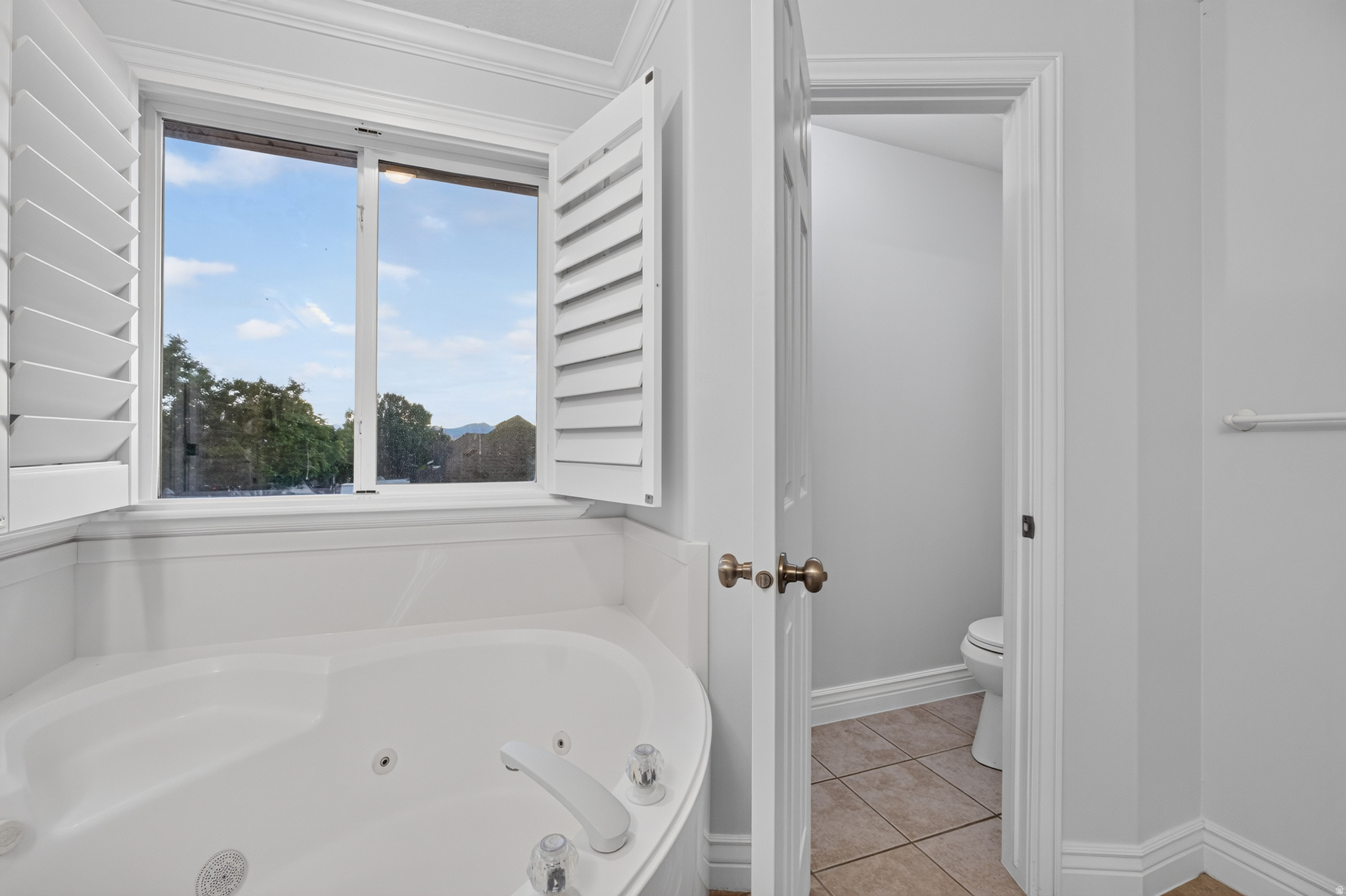 NORTH TEMPLE ESTATES - Residential Lease