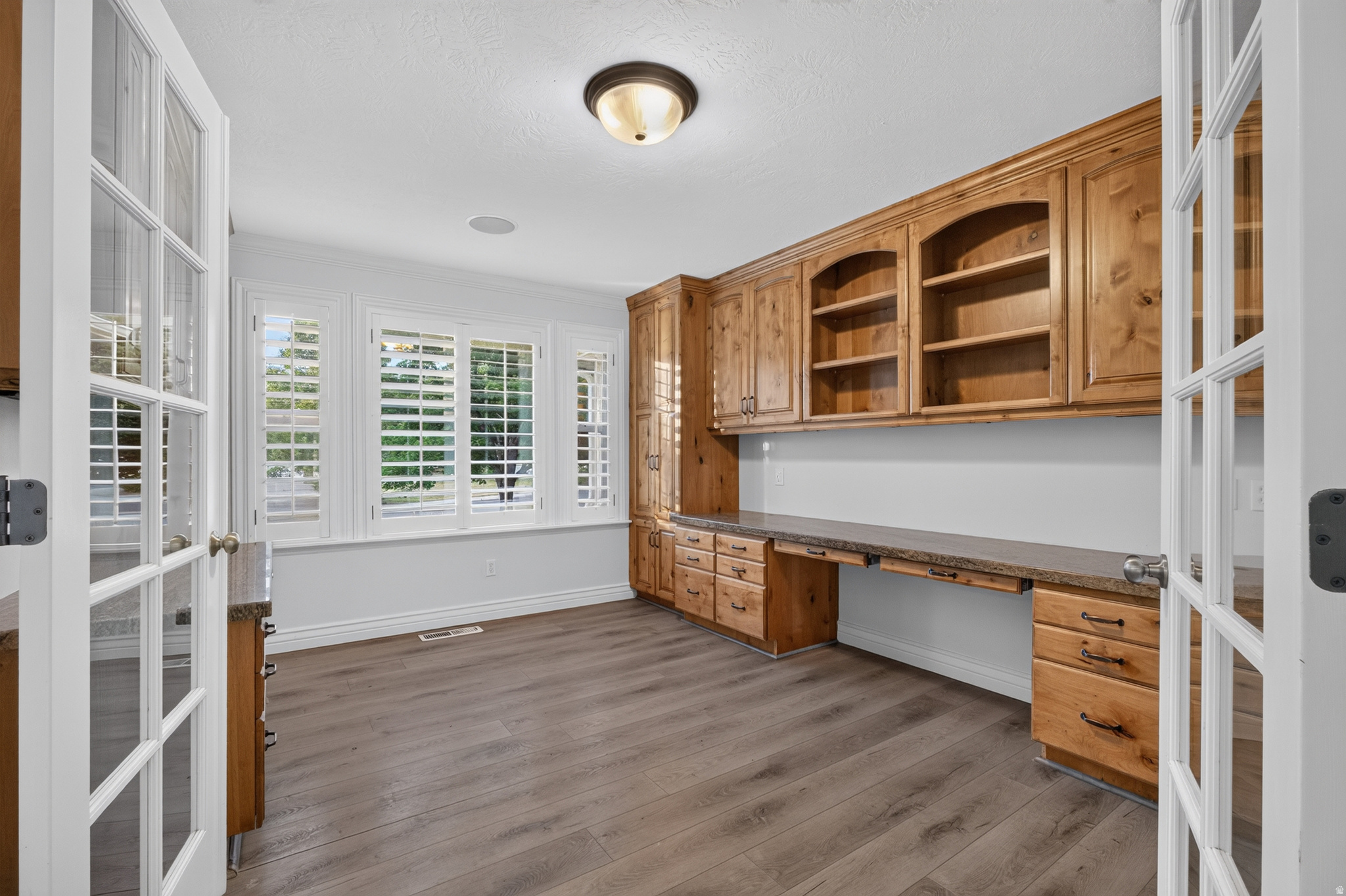 NORTH TEMPLE ESTATES - Residential Lease