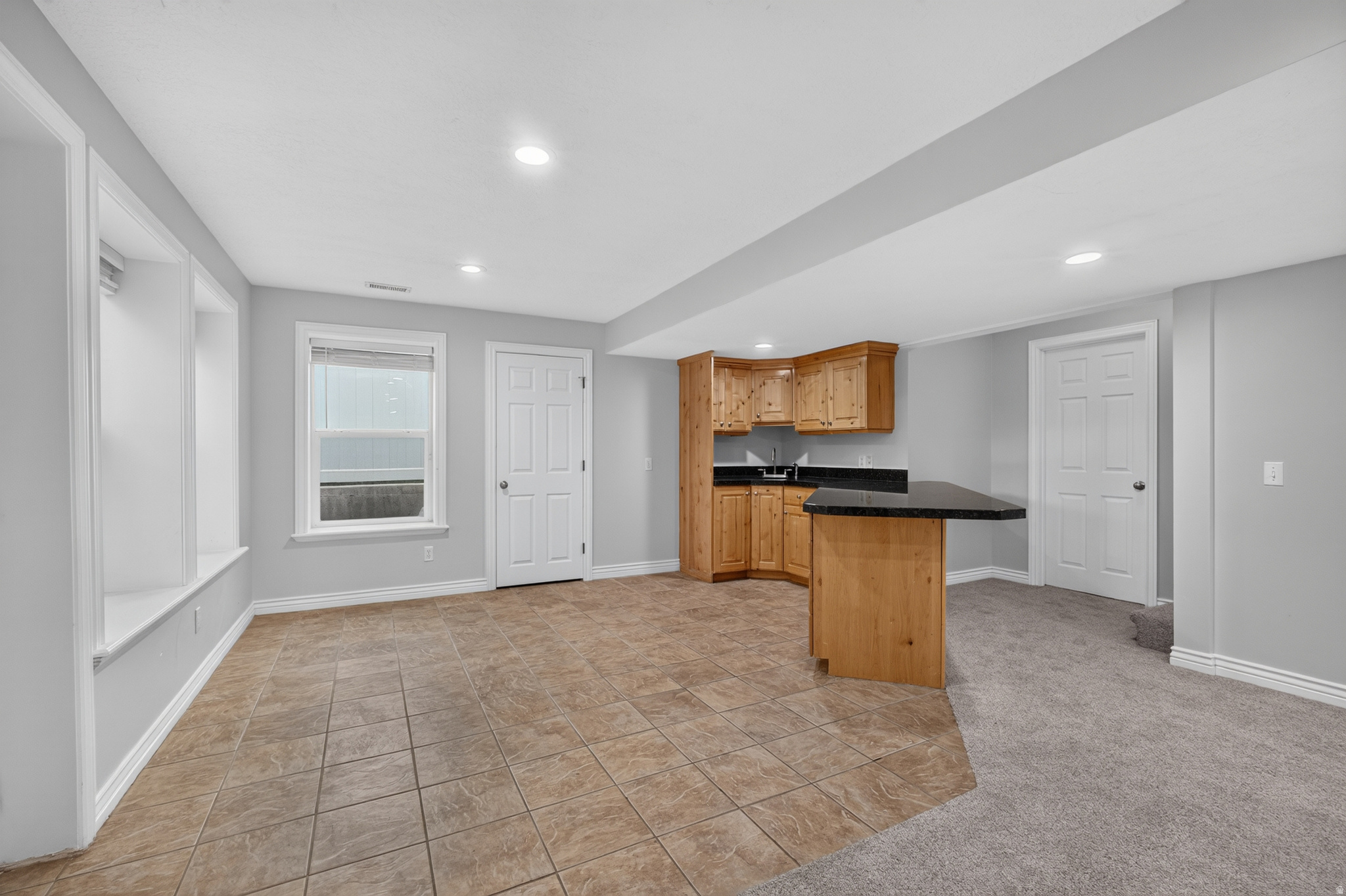 NORTH TEMPLE ESTATES - Residential Lease