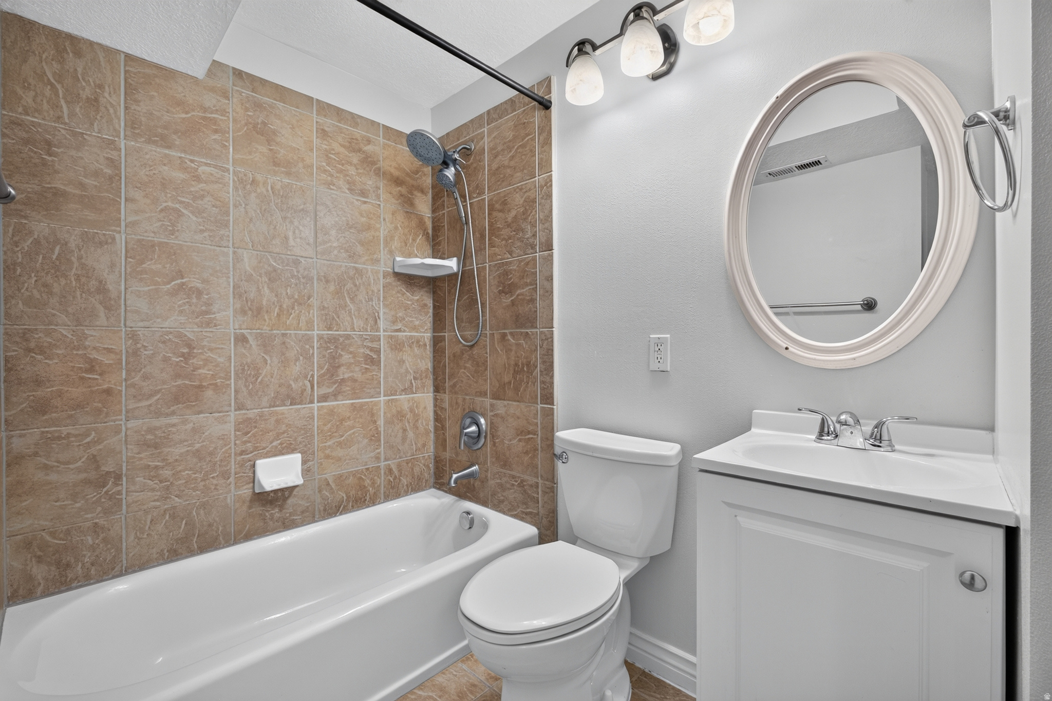 NORTH TEMPLE ESTATES - Residential Lease