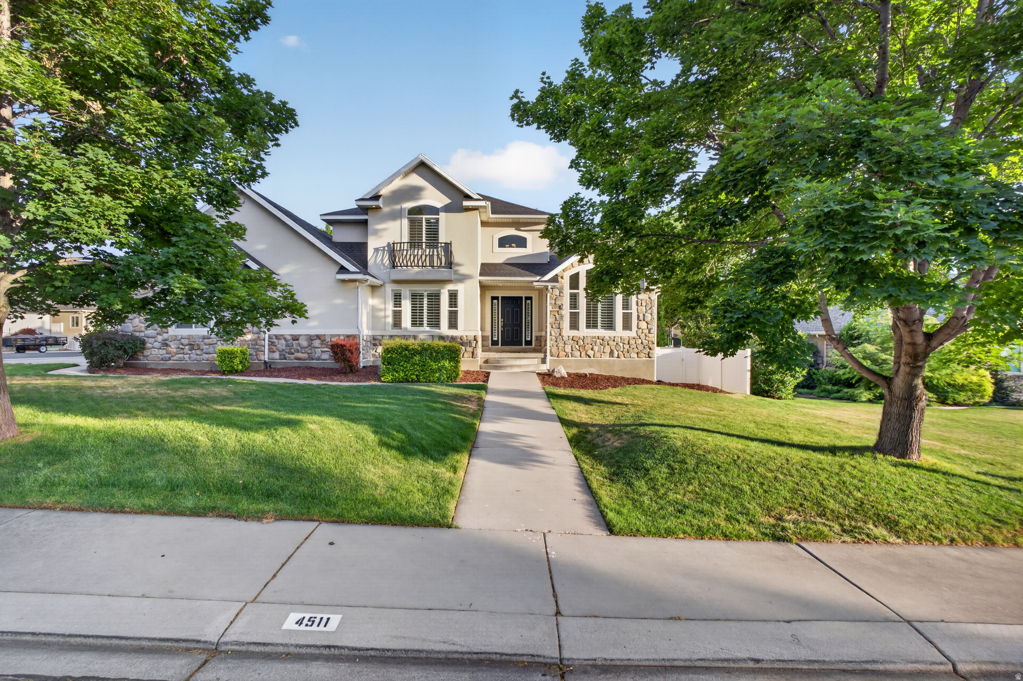 NORTH TEMPLE ESTATES - Residential Lease