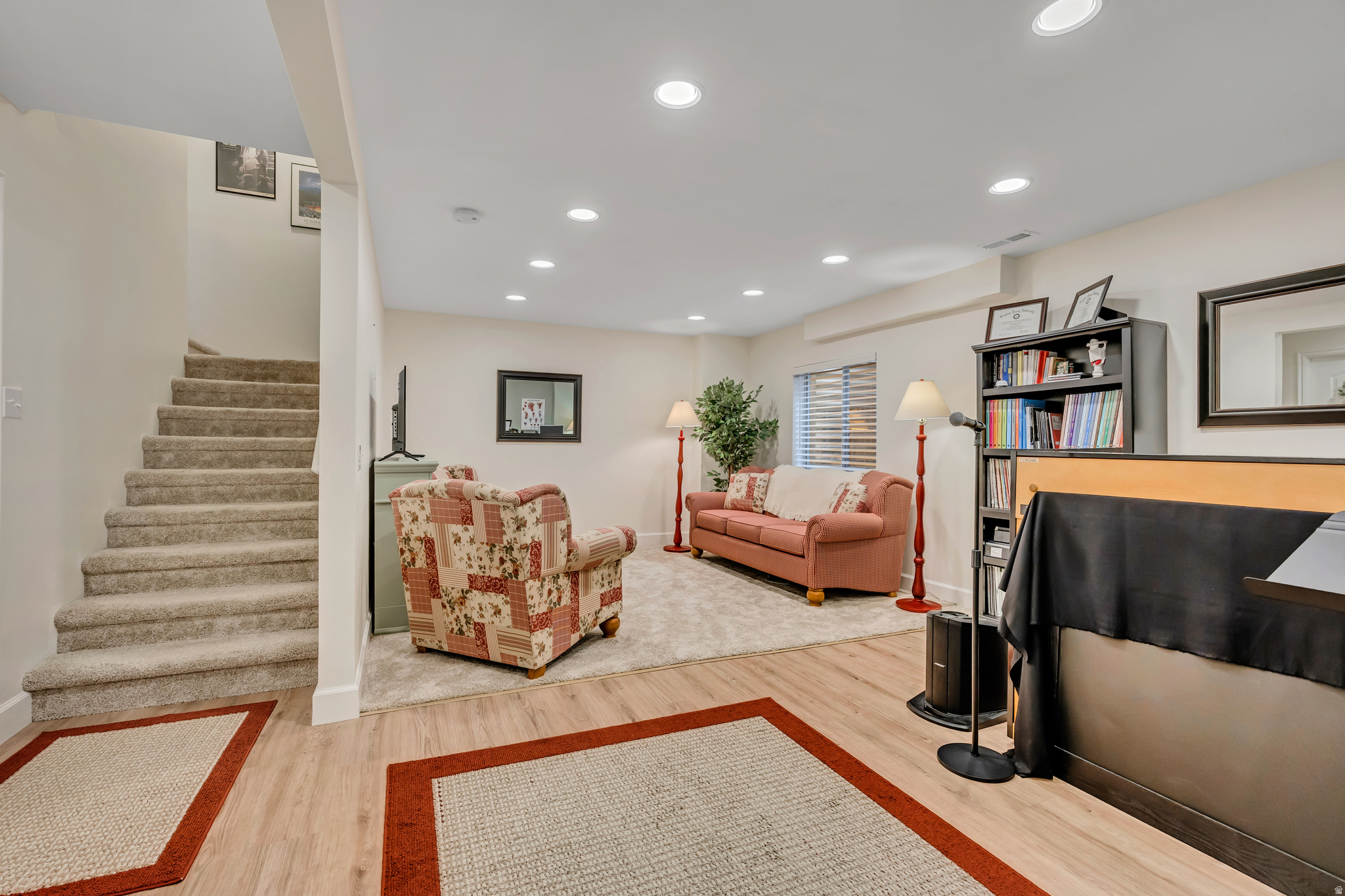 WOOD ESTATES - Residential