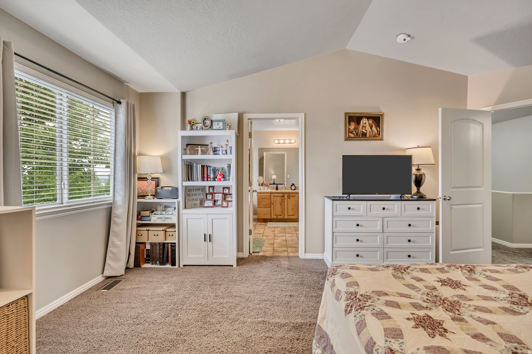 WOOD ESTATES - Residential