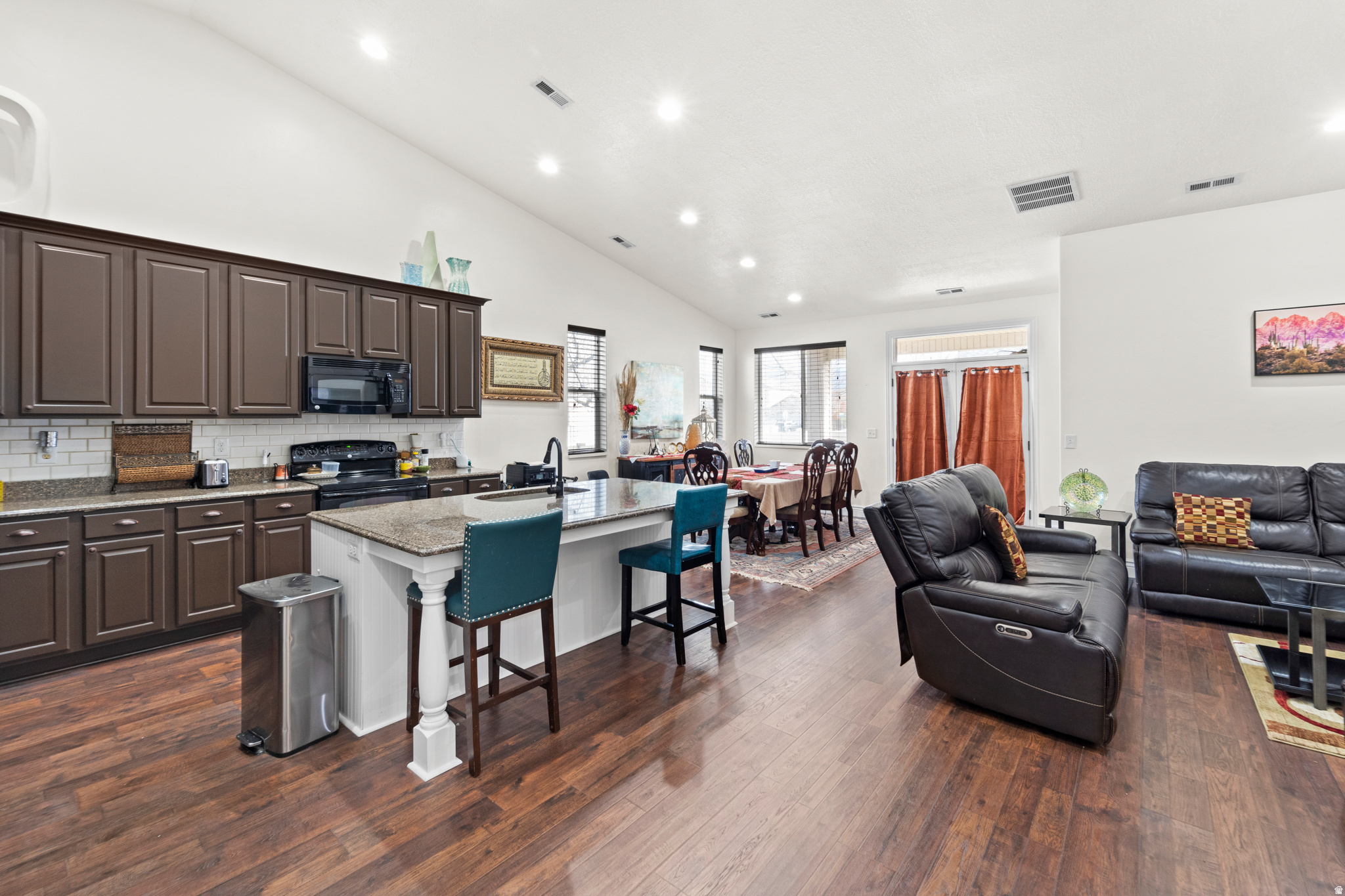 FOXBORO NORTH - Residential
