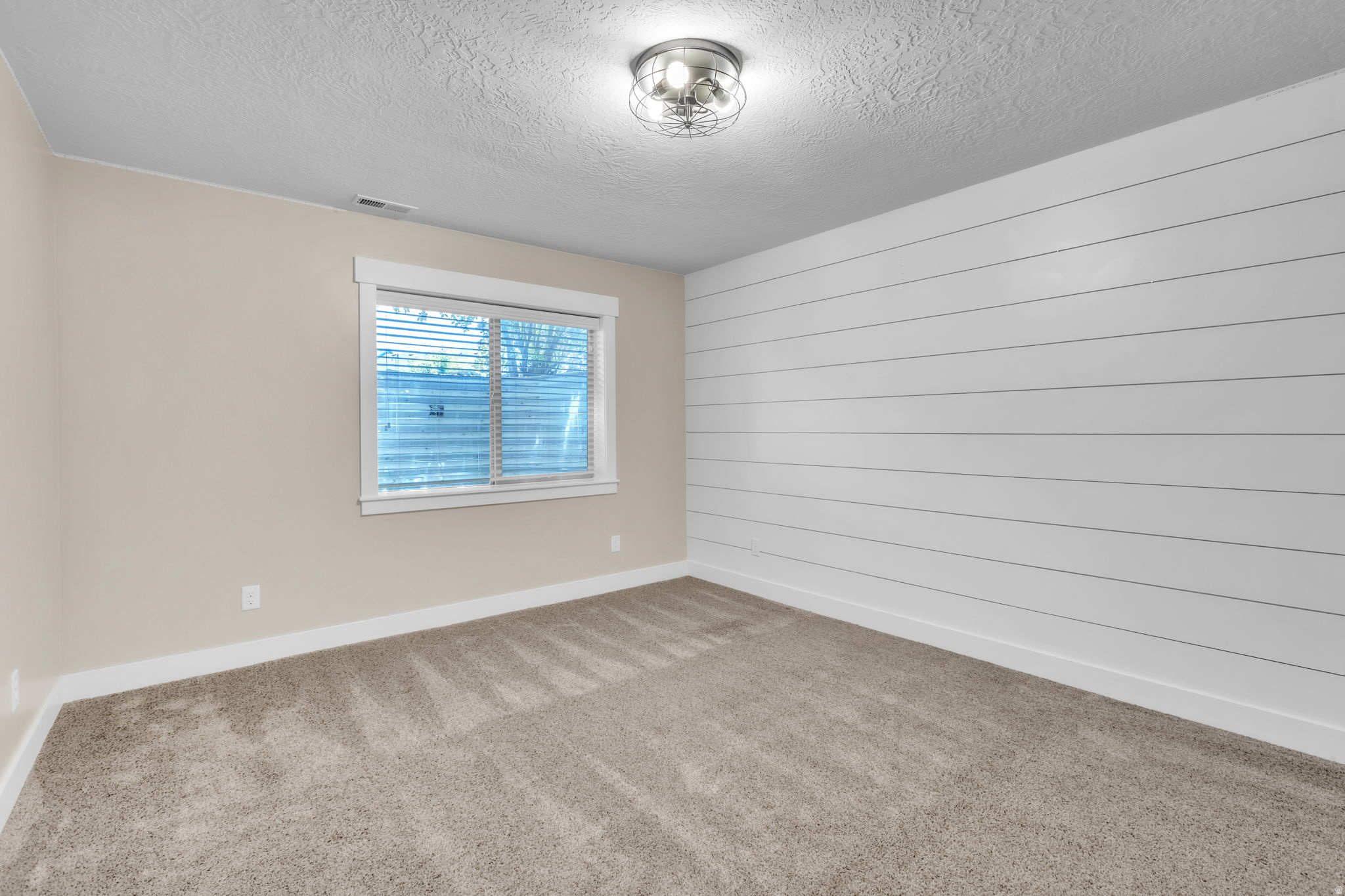 CRESTVIEW ESTATES - Residential