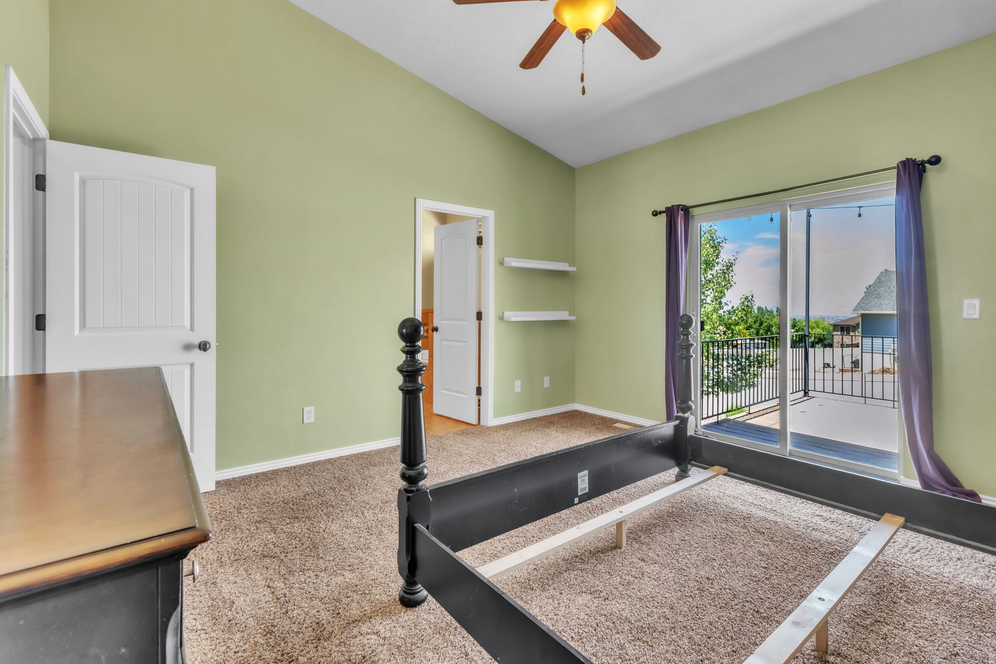 CRESTVIEW ESTATES - Residential