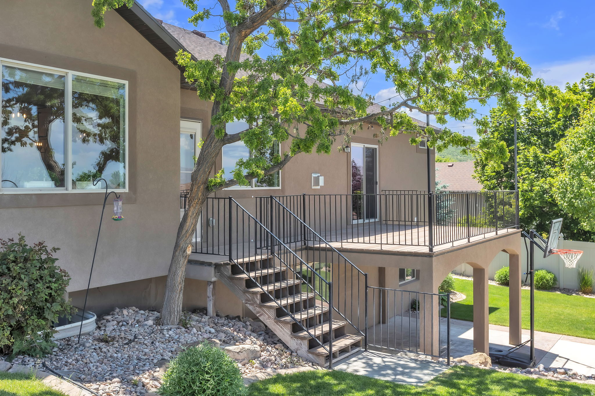 CRESTVIEW ESTATES - Residential