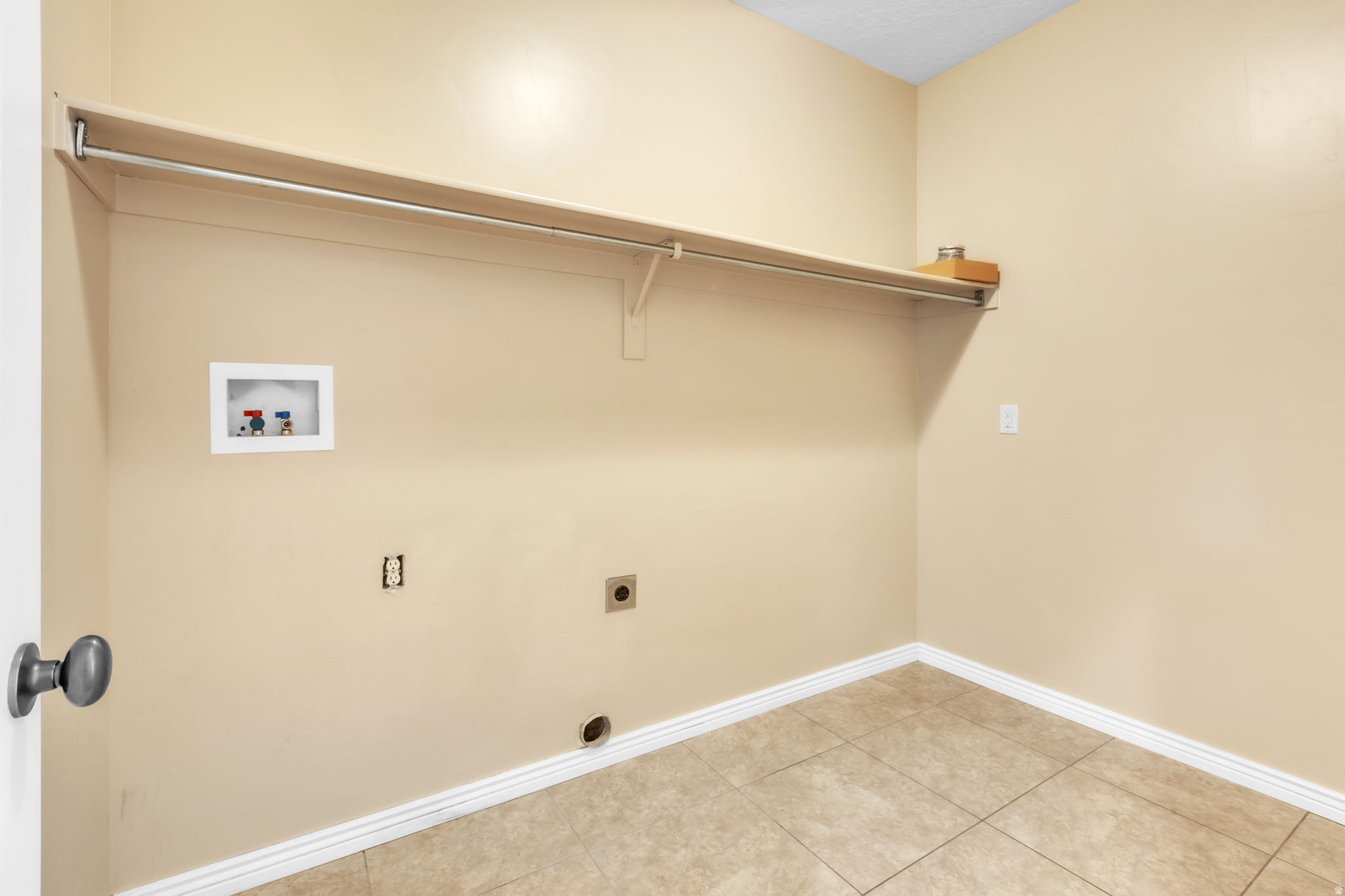 CRESTVIEW ESTATES - Residential