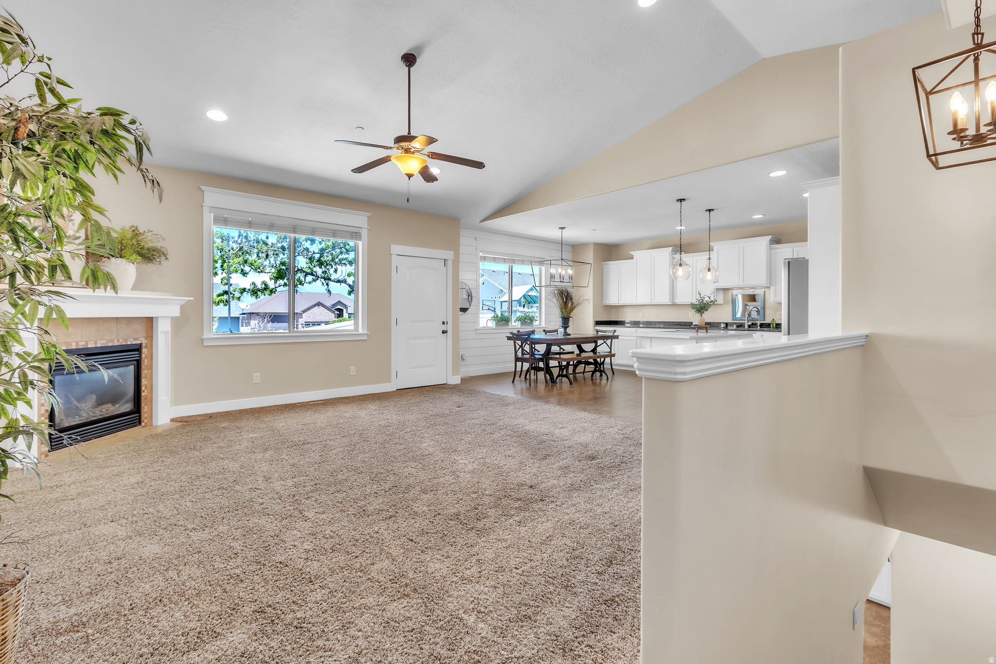 CRESTVIEW ESTATES - Residential