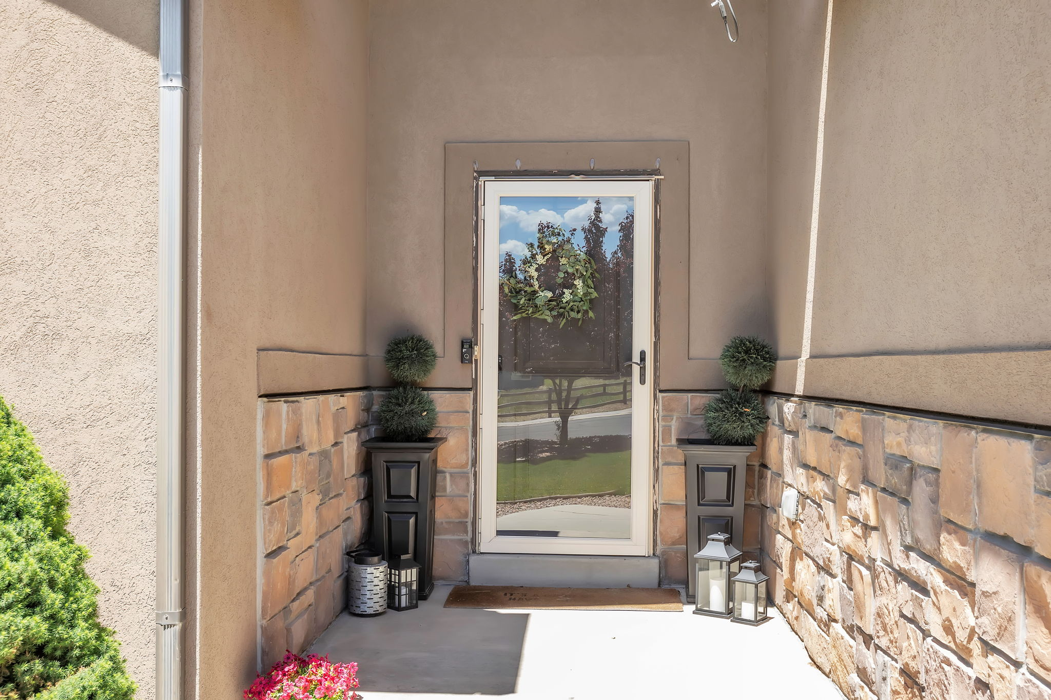 CRESTVIEW ESTATES - Residential